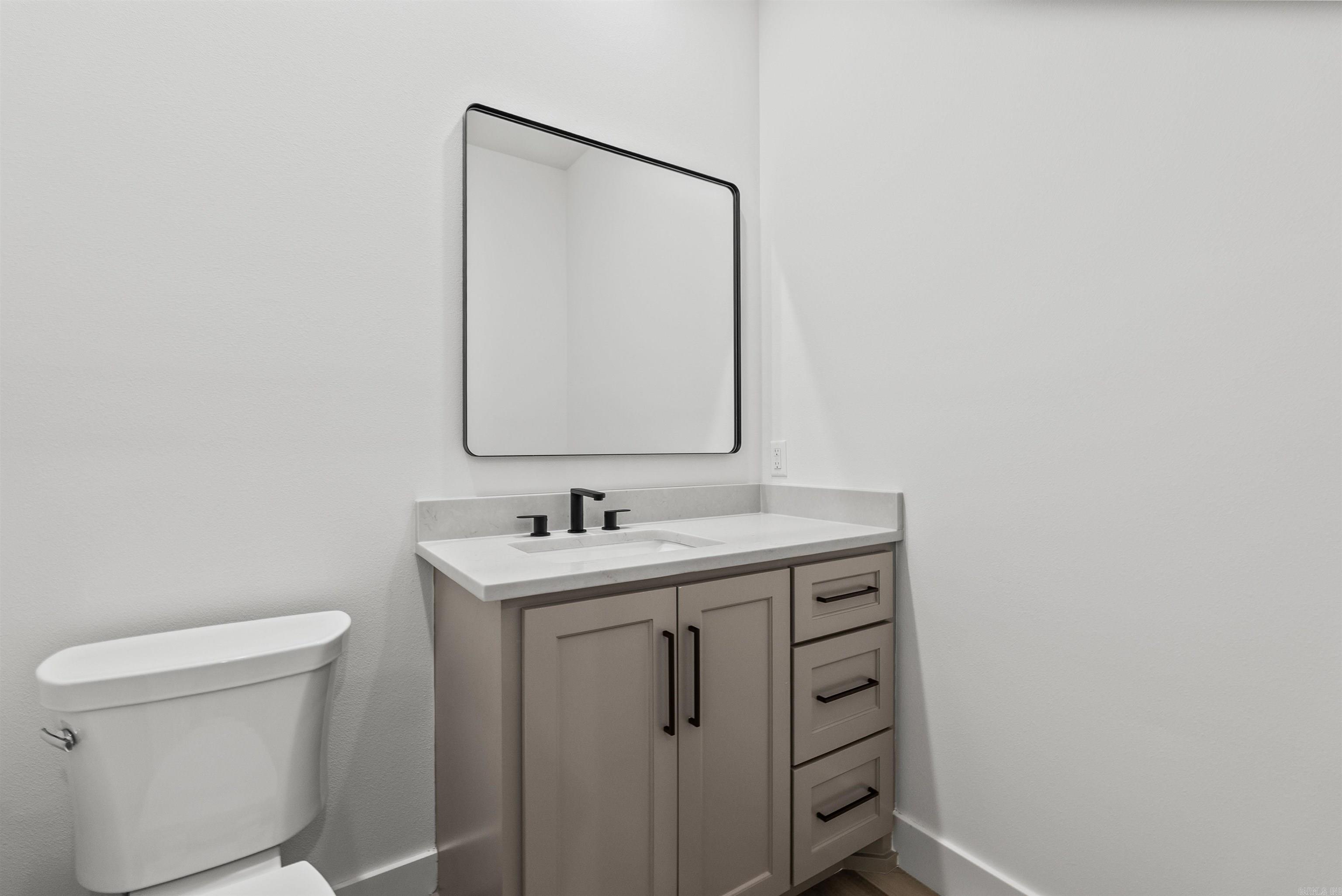 134 Republican Loop Property Photo 39