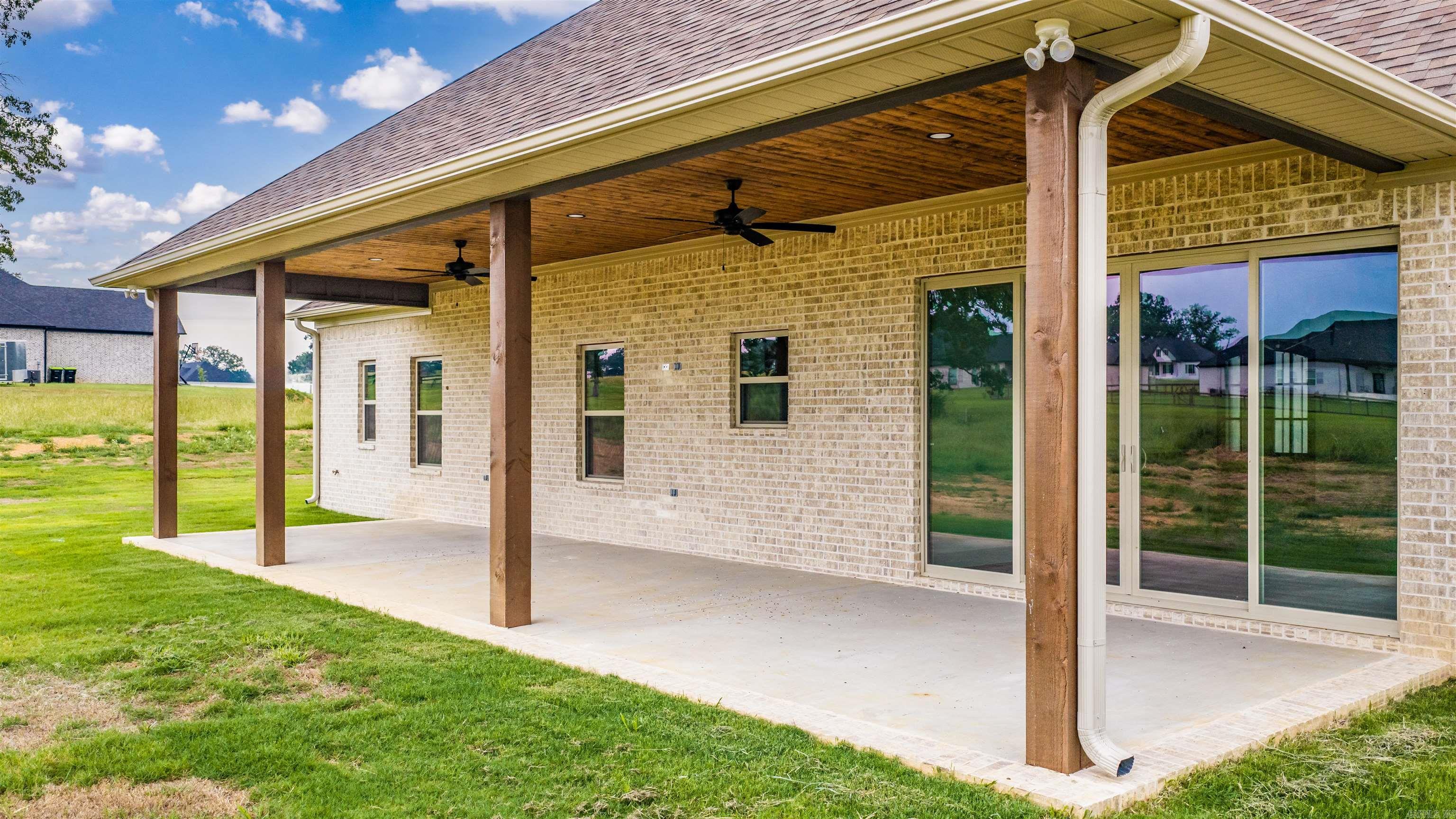 134 Republican Loop Property Photo 42