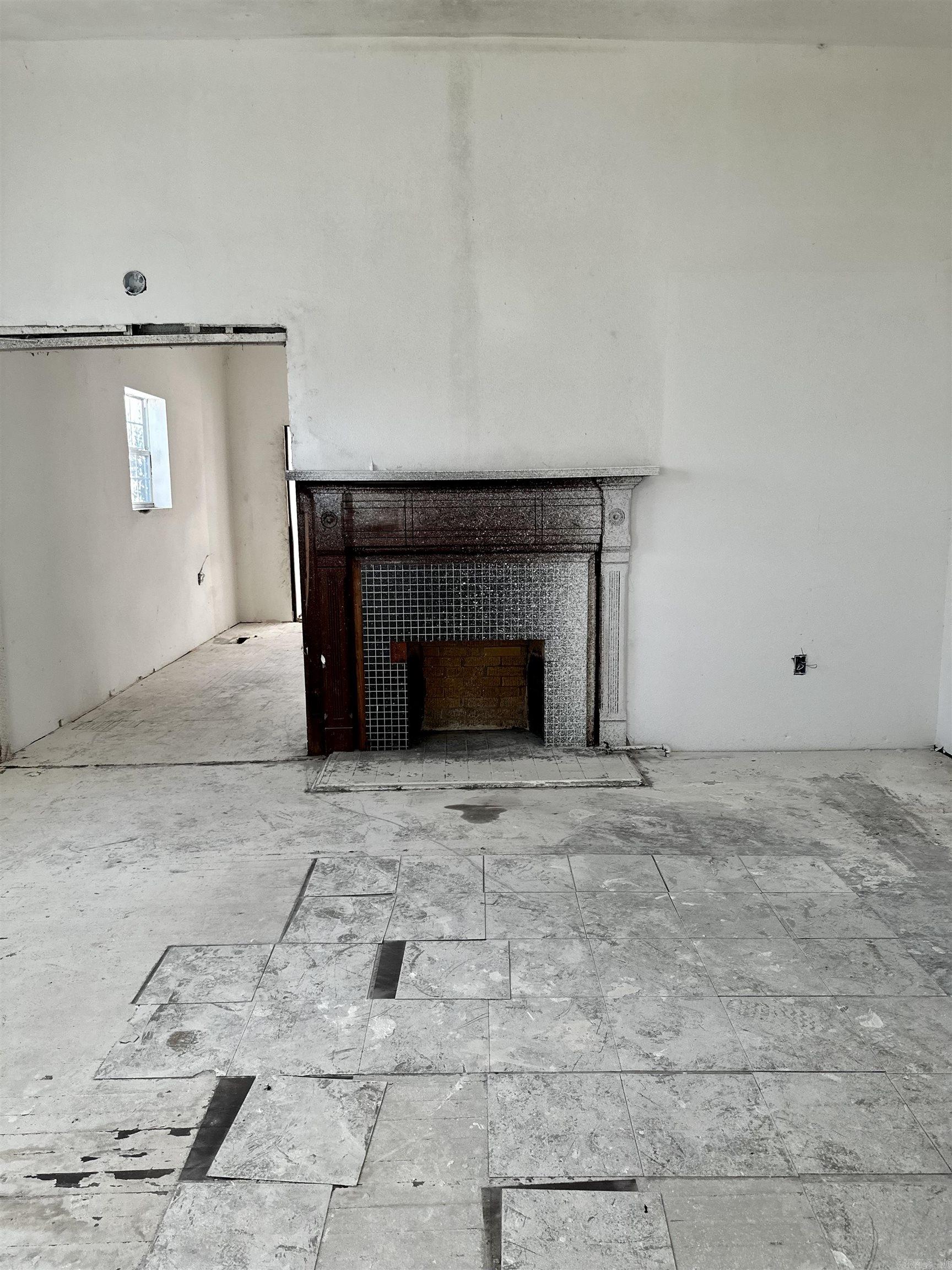 1502 W 2nd Circle Property Photo 3