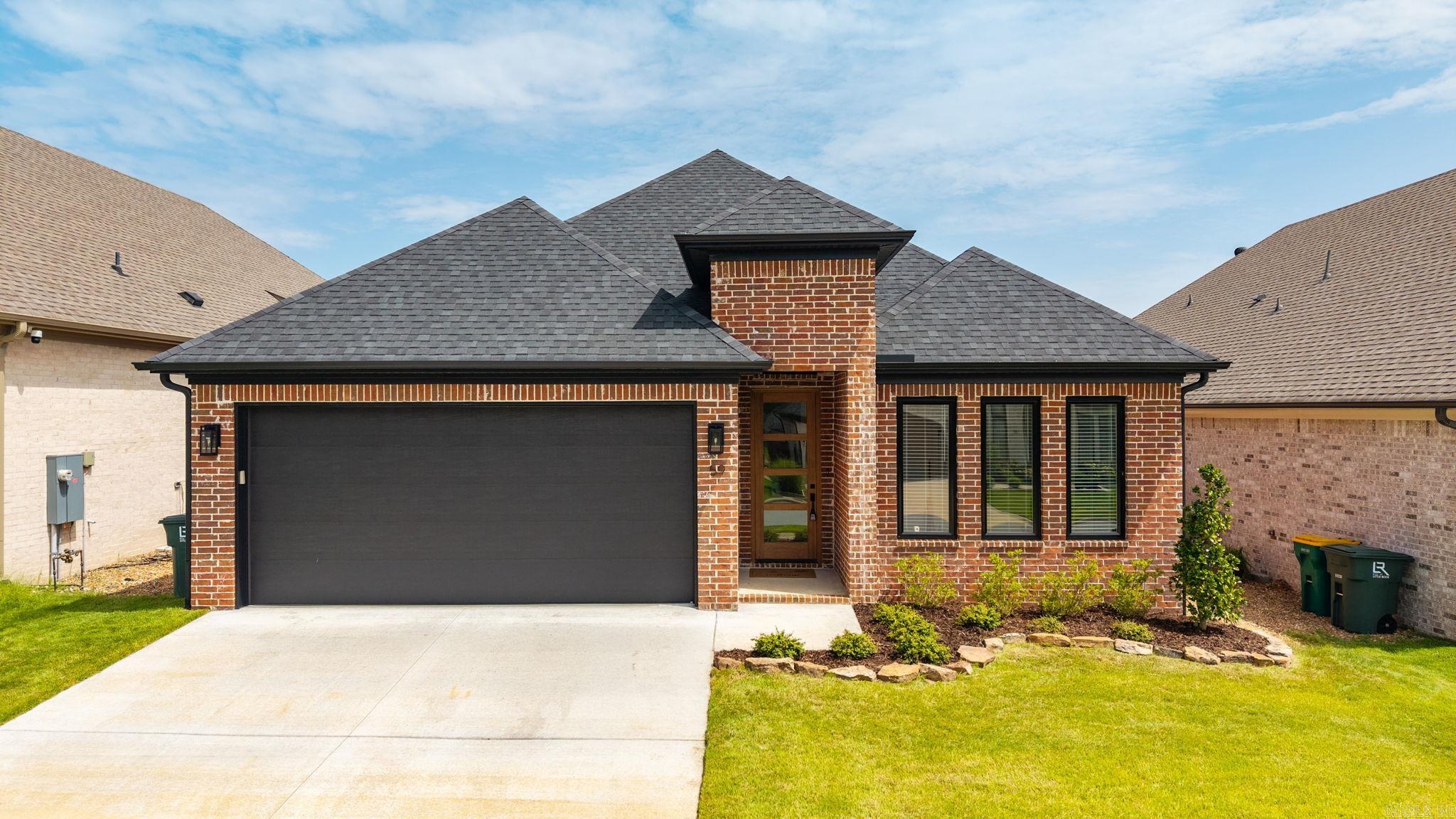 59 Copper Circle Property Photo 1