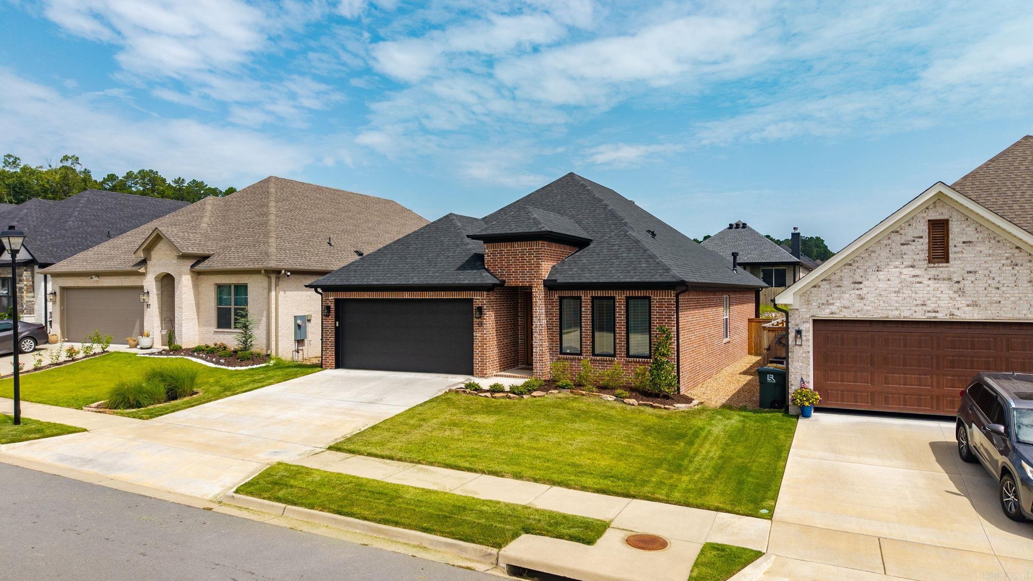 59 Copper Circle Property Photo 3