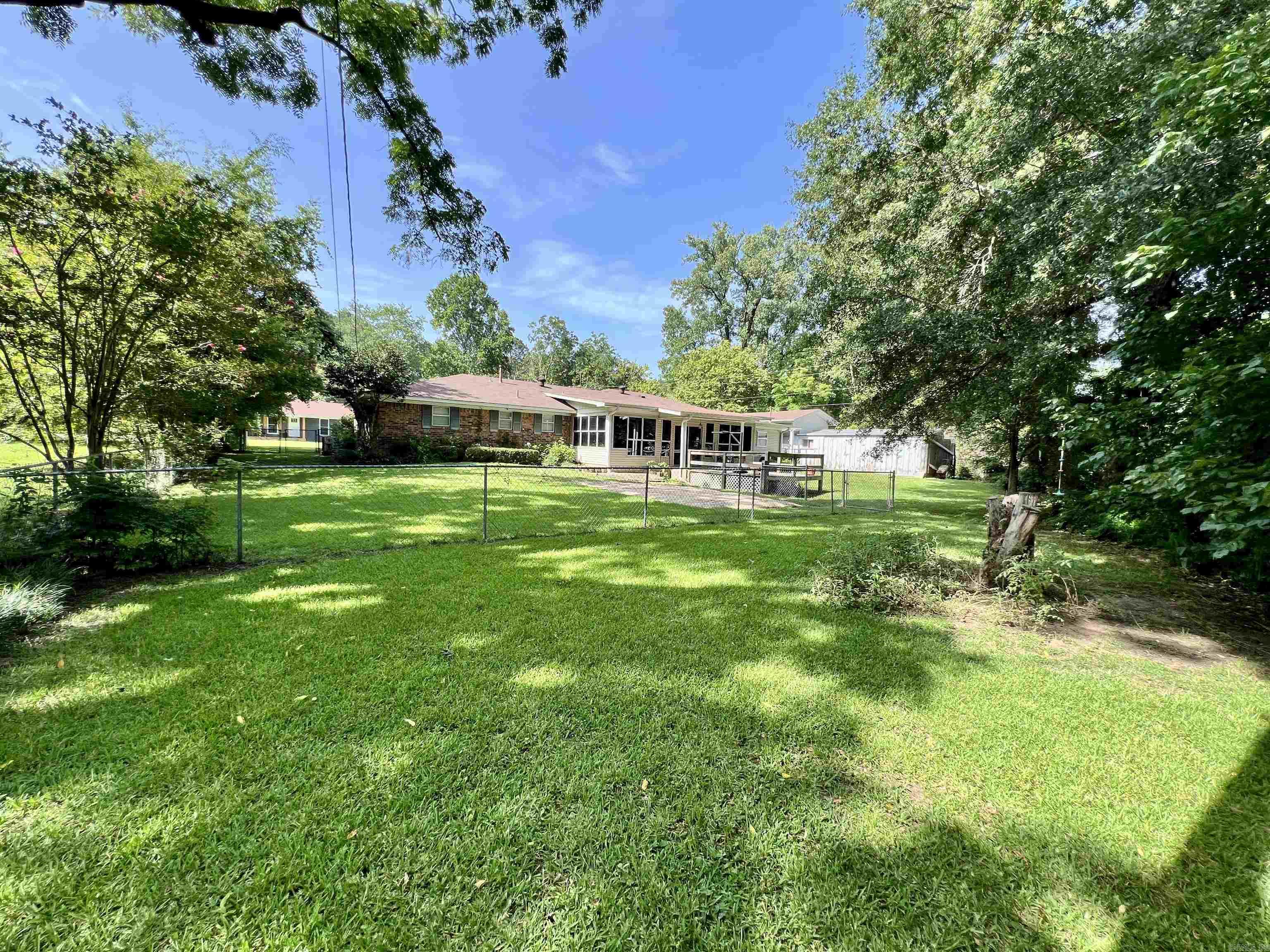 1350 Lee Street Property Photo 8