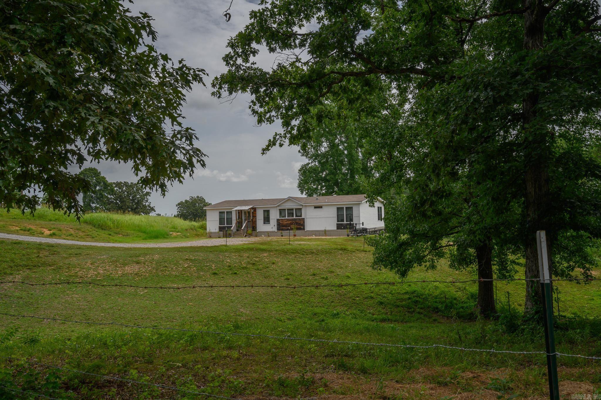 938 Ballpark Road Property Photo 1