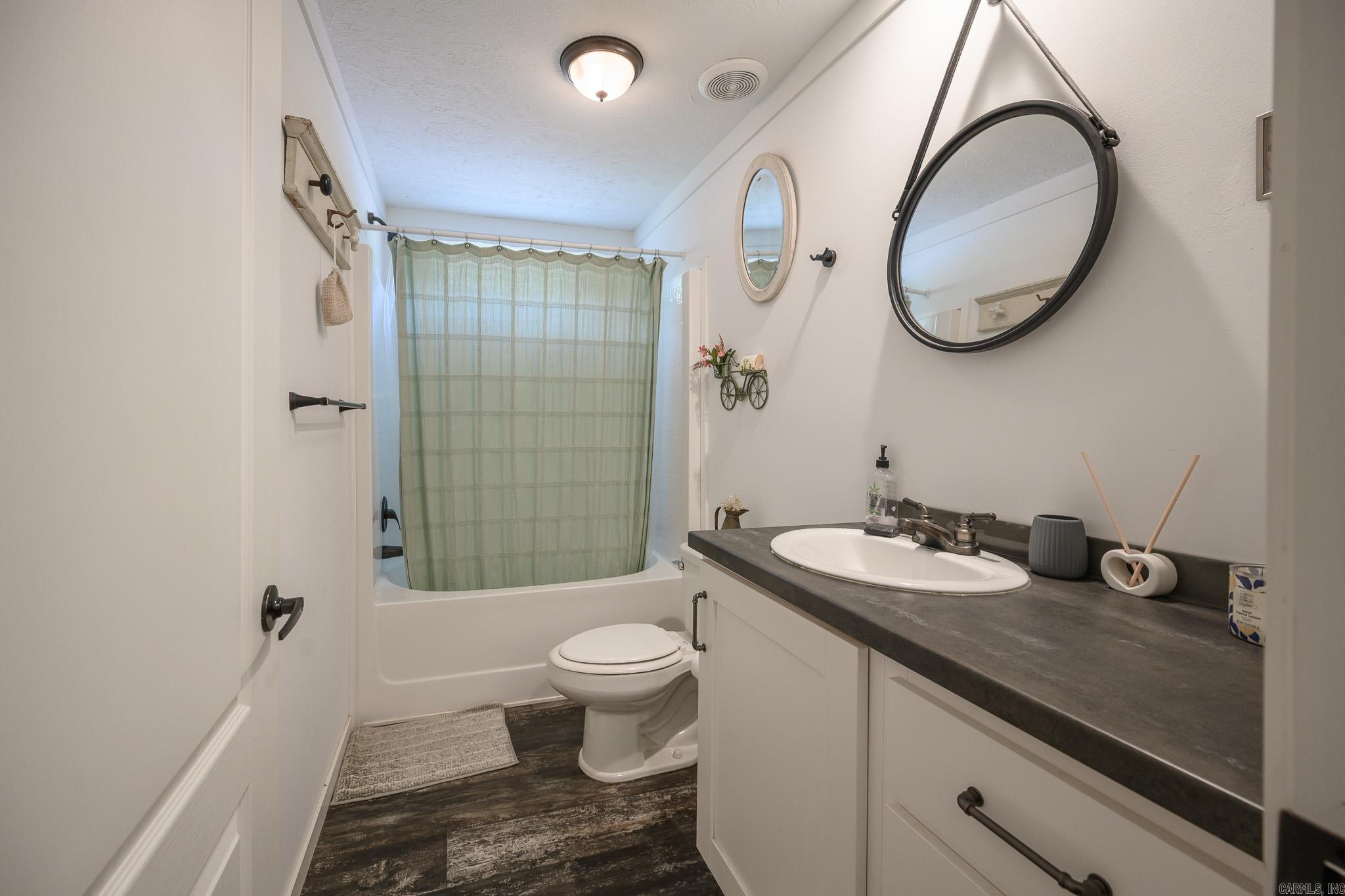 938 Ballpark Road Property Photo 15