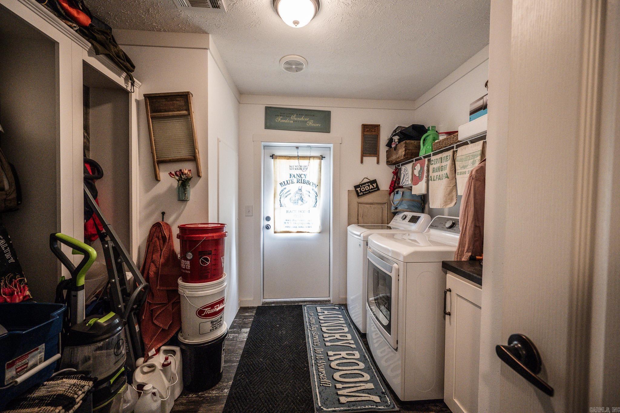 938 Ballpark Road Property Photo 18