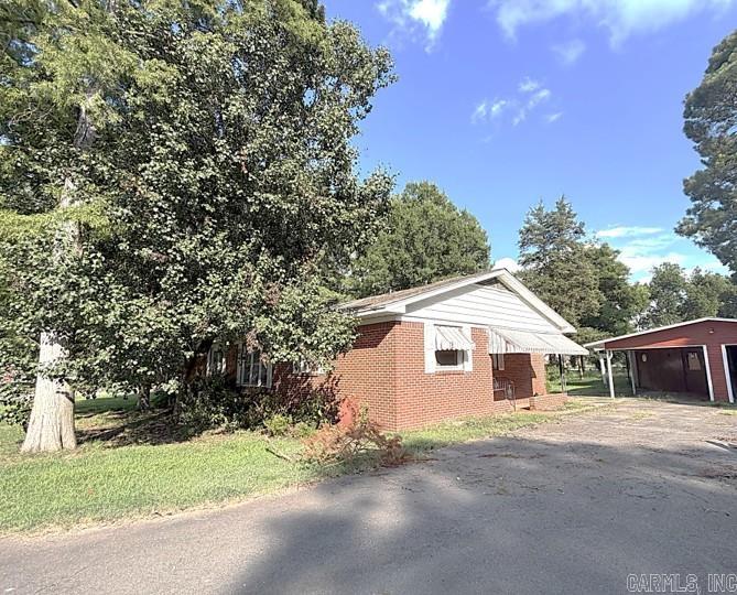 400 E Nichols Street Property Photo 14