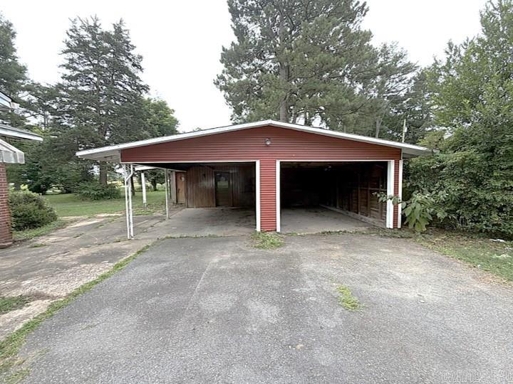 400 E Nichols Street Property Photo 15