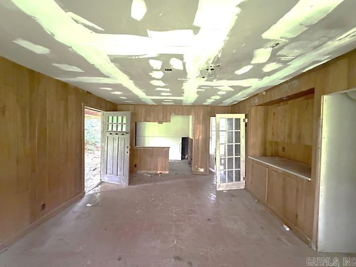 400 E Nichols Street Property Photo 16