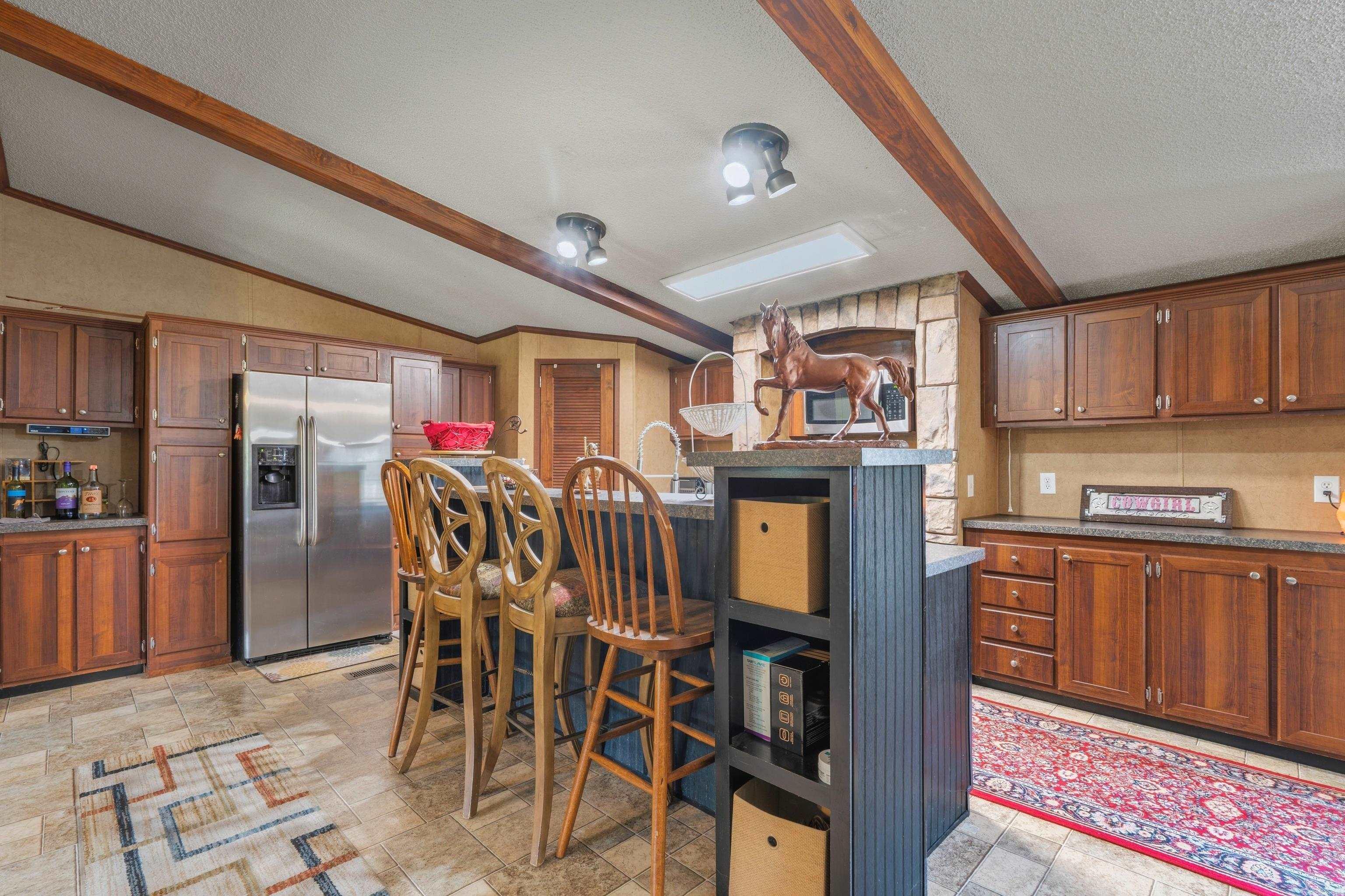140 Sentinel Road Property Photo 8