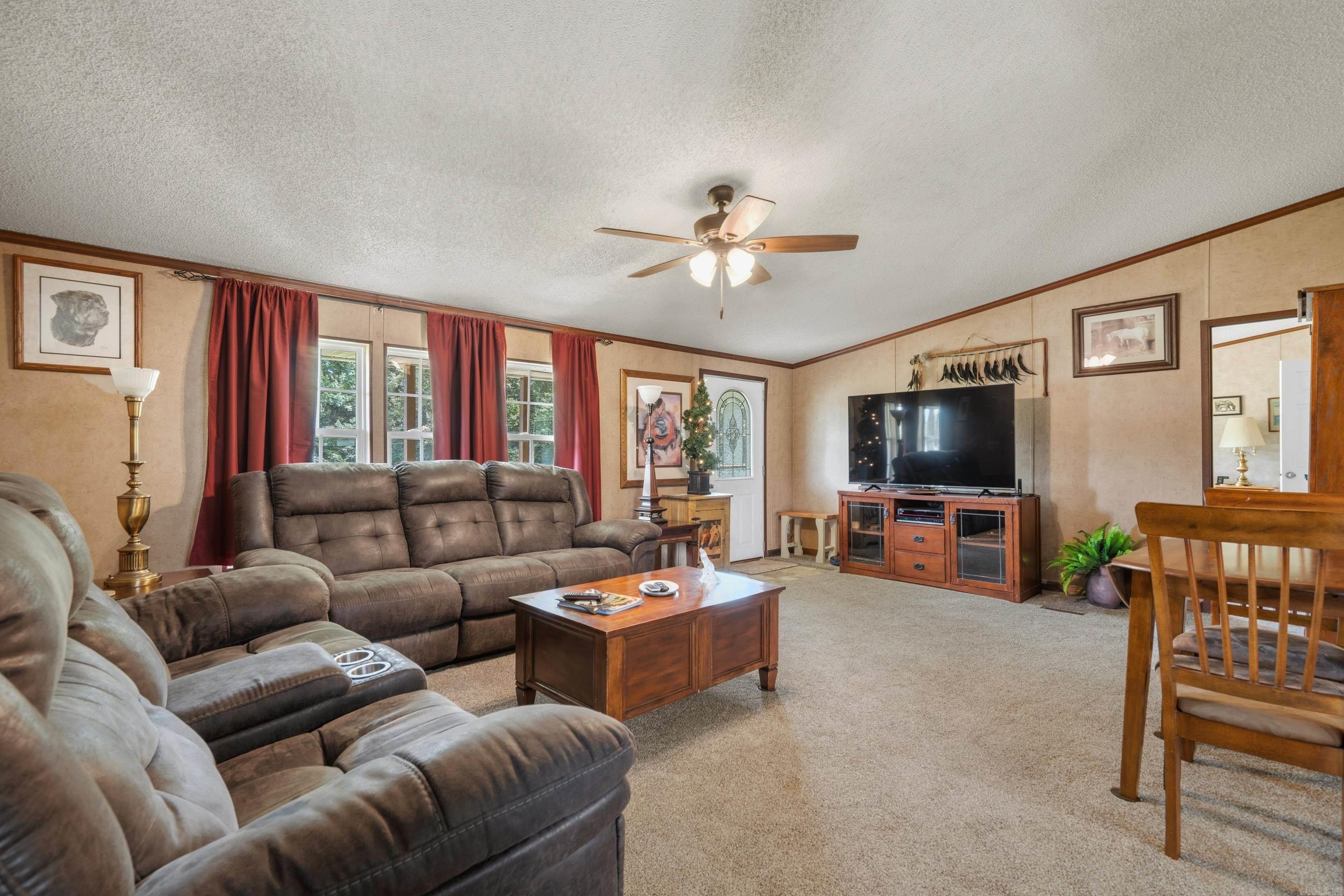 140 Sentinel Road Property Photo 11