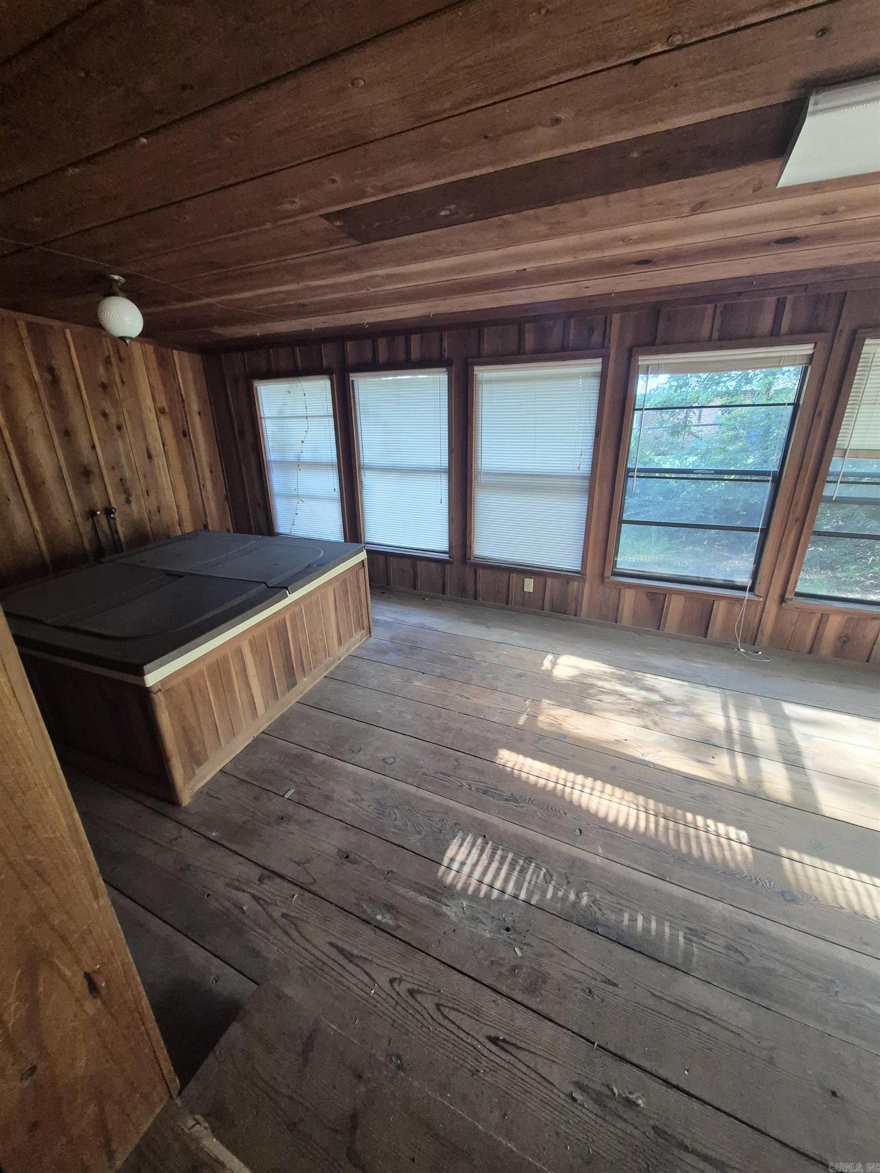 206 S Collison Avenue Property Photo 12