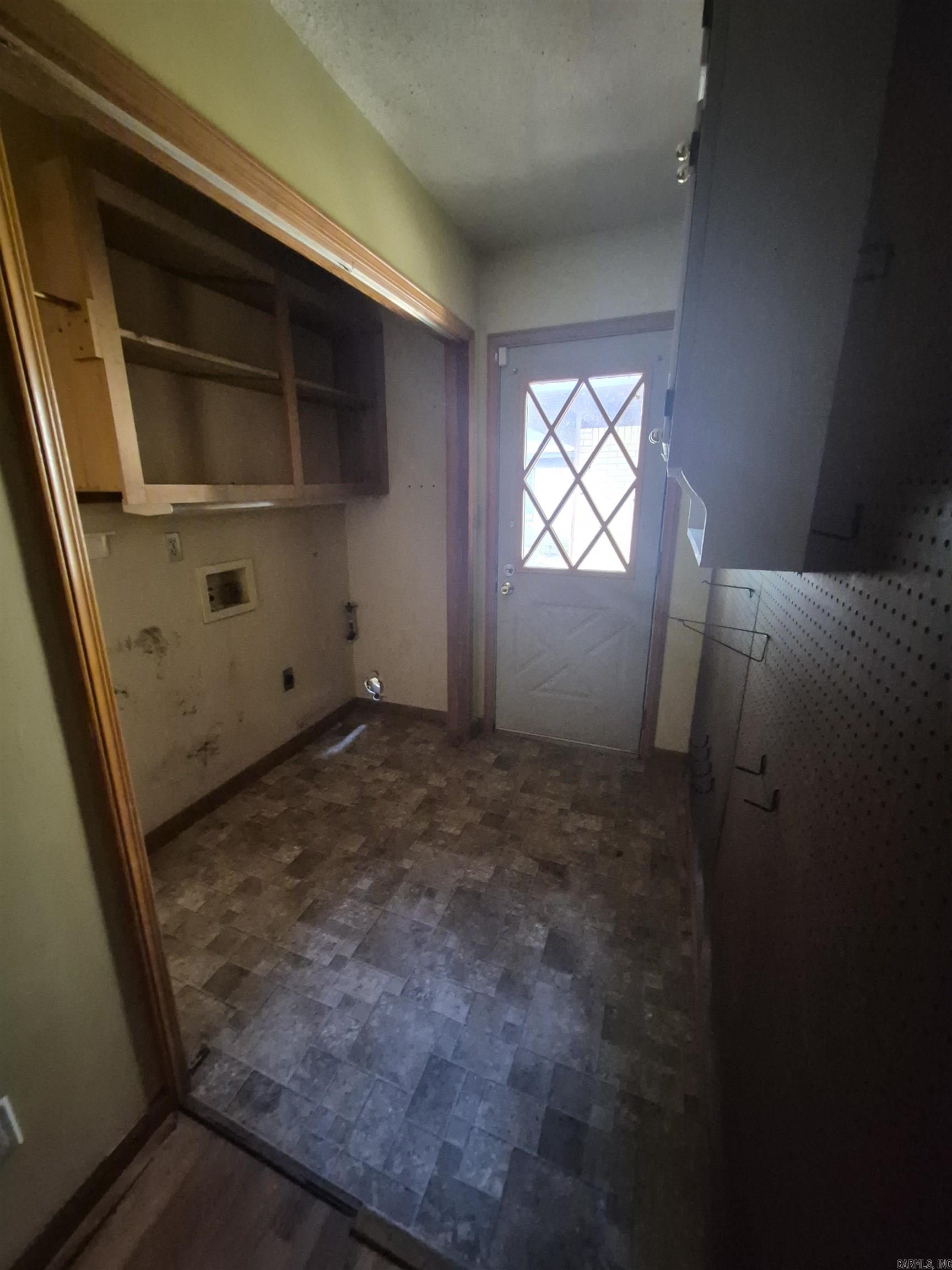 206 S Collison Avenue Property Photo 14
