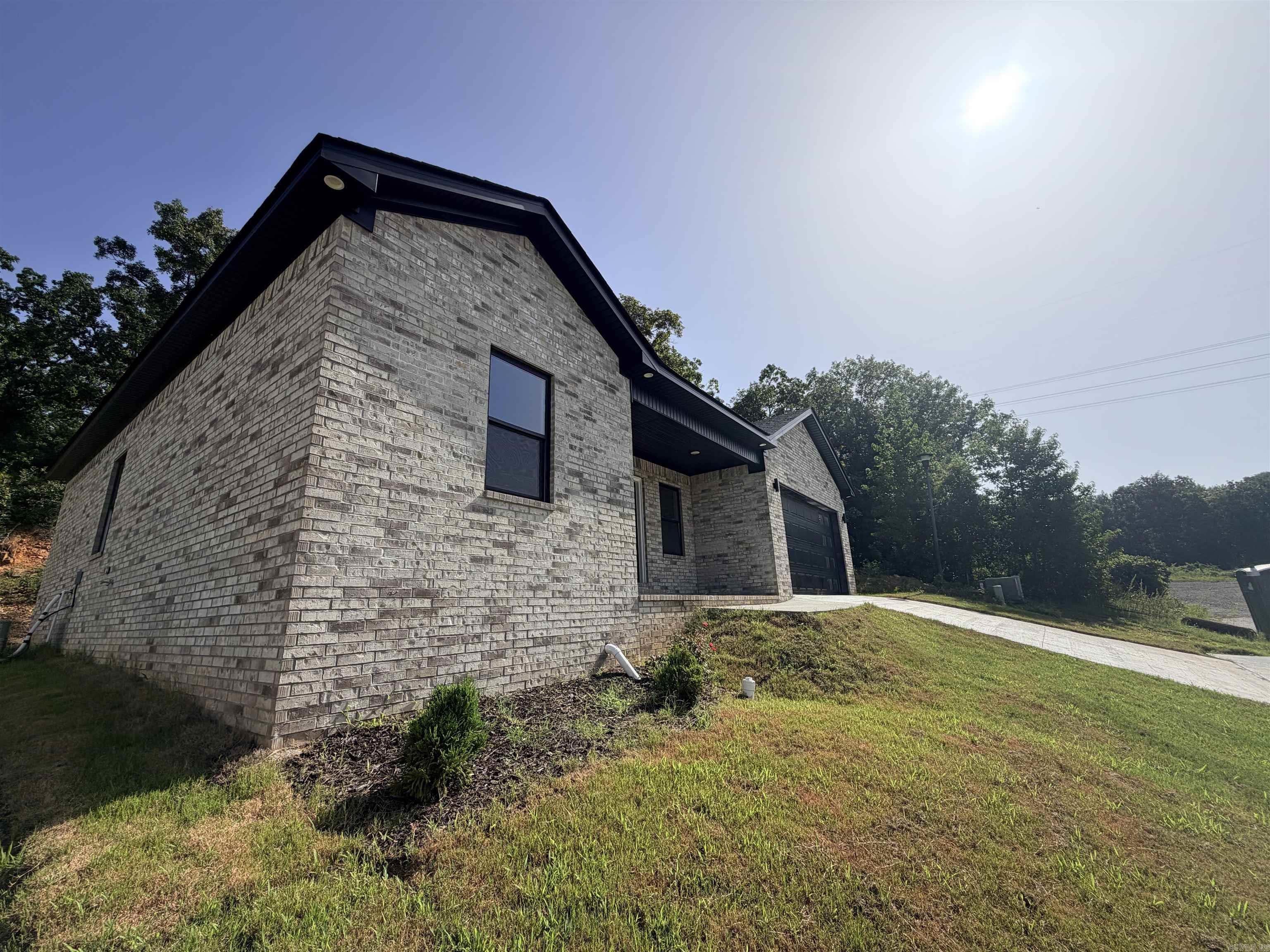 519 Crepe Myrtle Loop Property Photo 2