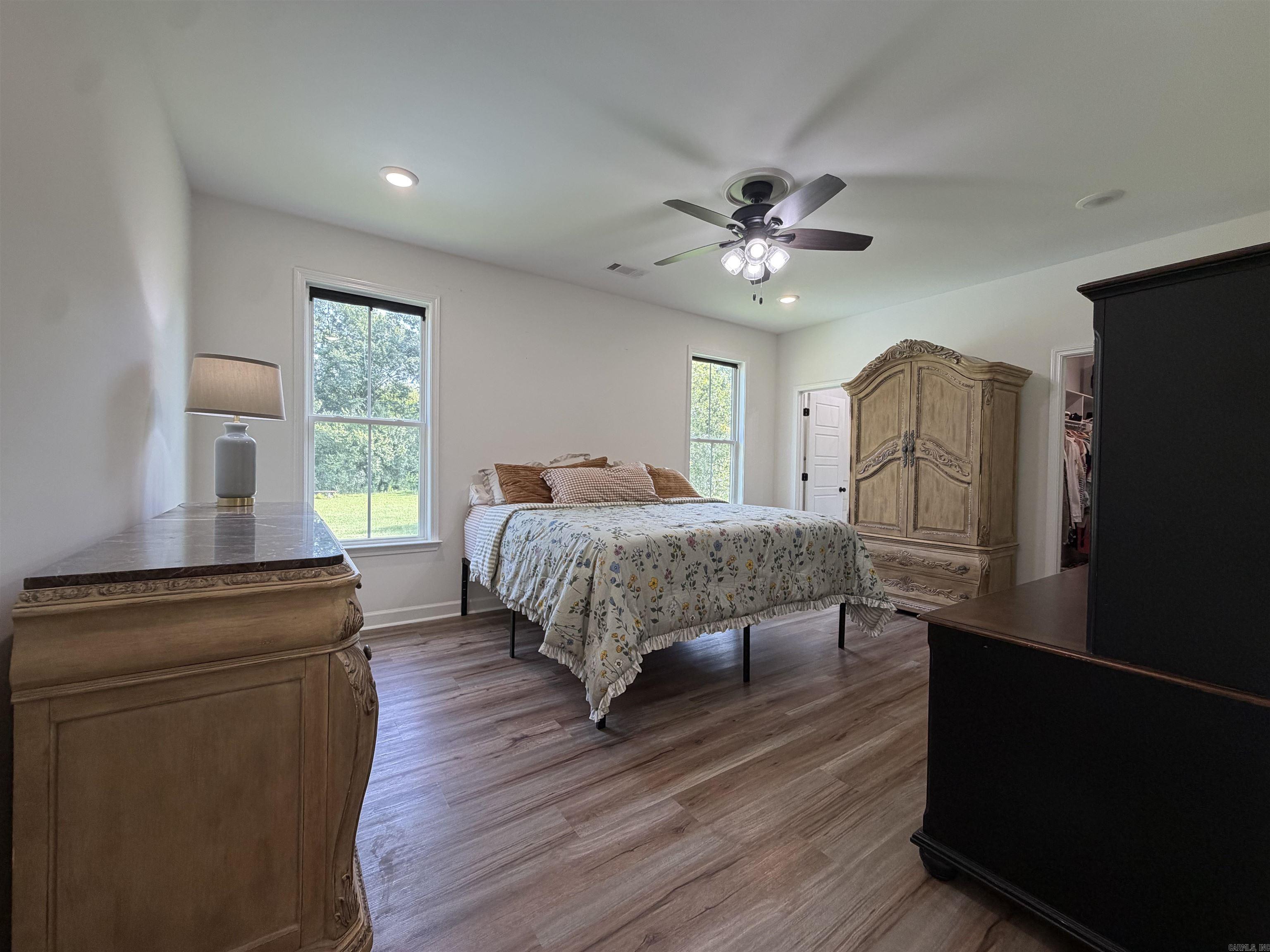 1005 Saddle Brook Circle Property Photo 9