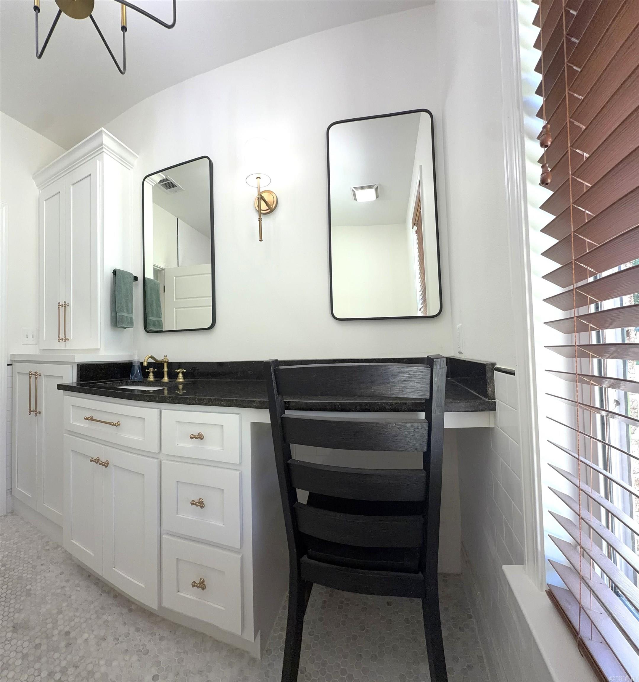 1005 Saddle Brook Circle Property Photo 14