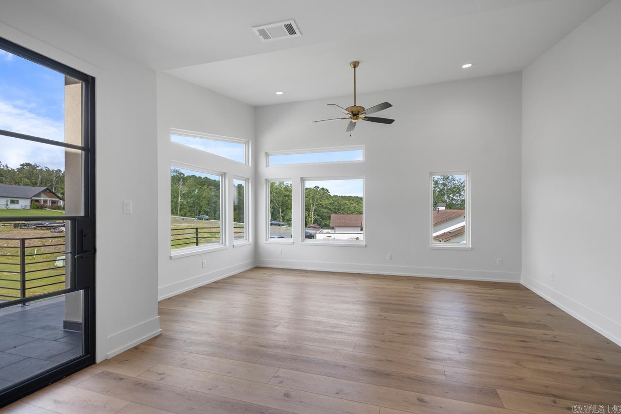 250 Post Point Property Photo 23