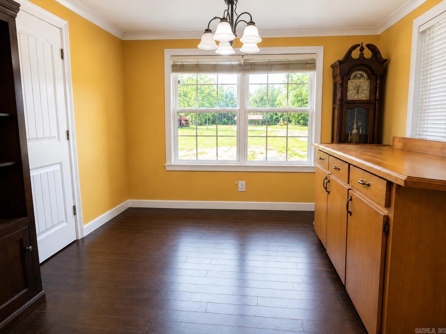 3878 Central Road Property Photo 5