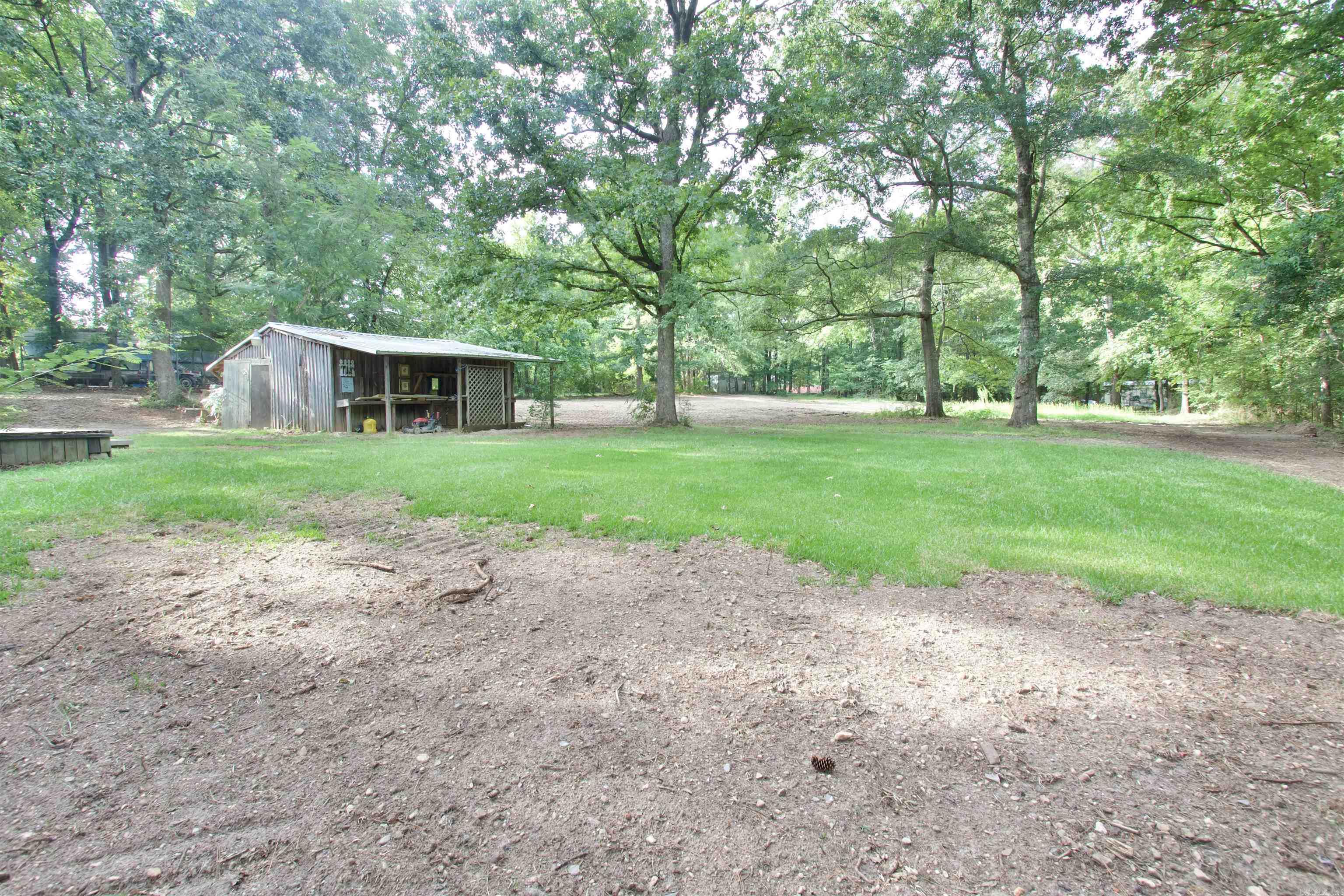 61 Grant 735 Property Photo 12