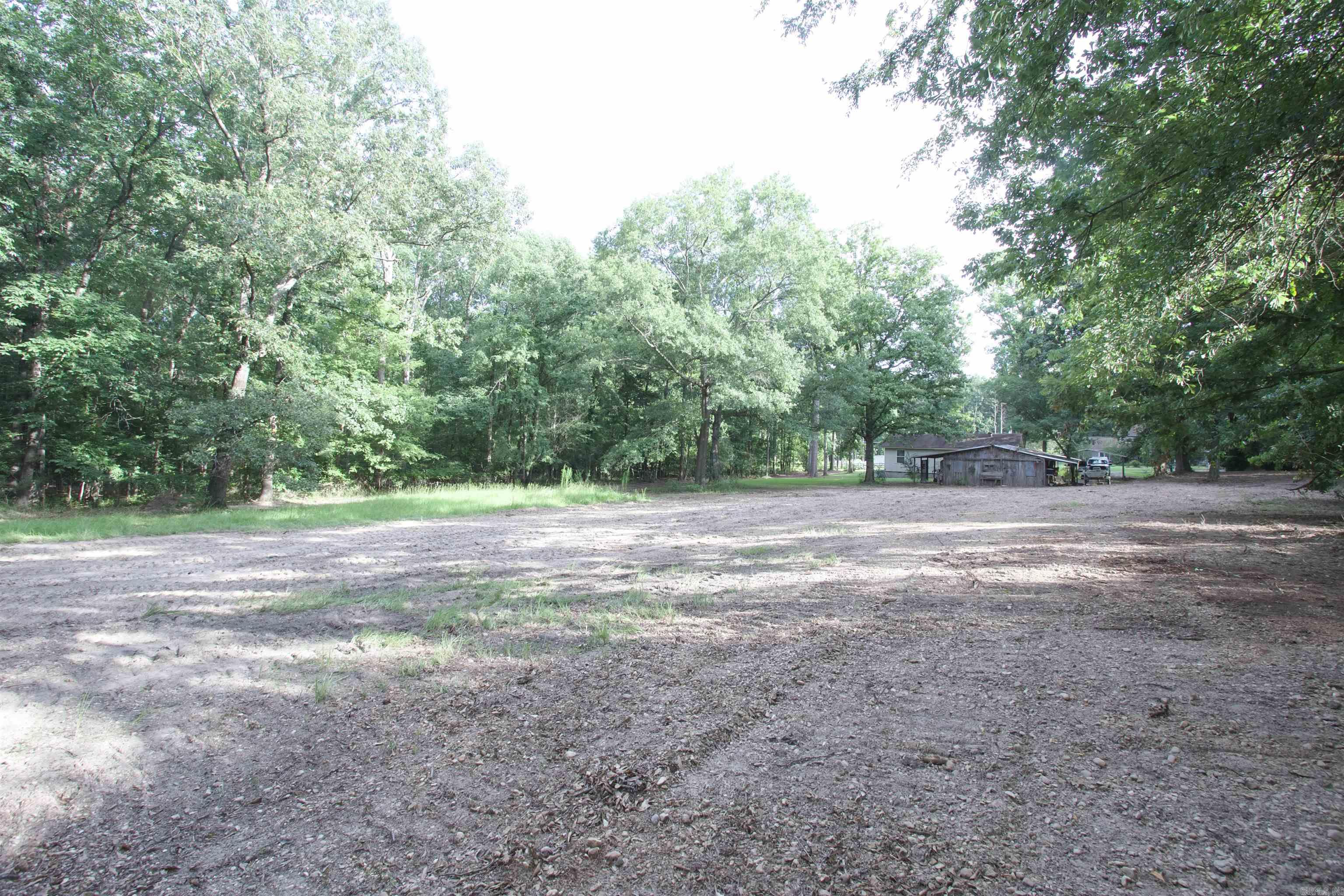 61 Grant 735 Property Photo 13