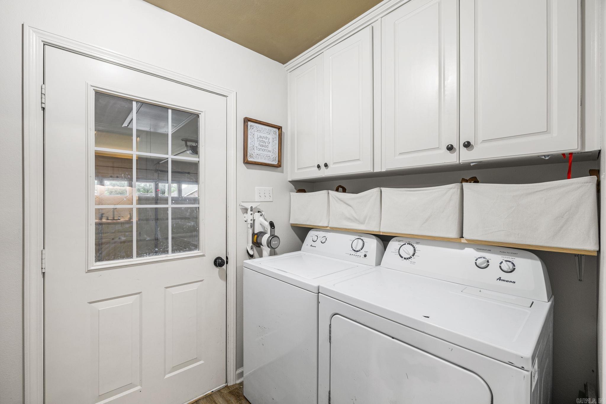 39 Robin Lane Property Photo 16