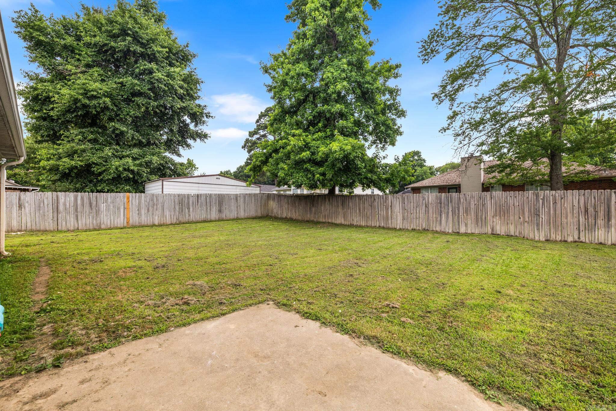 39 Robin Lane Property Photo 30