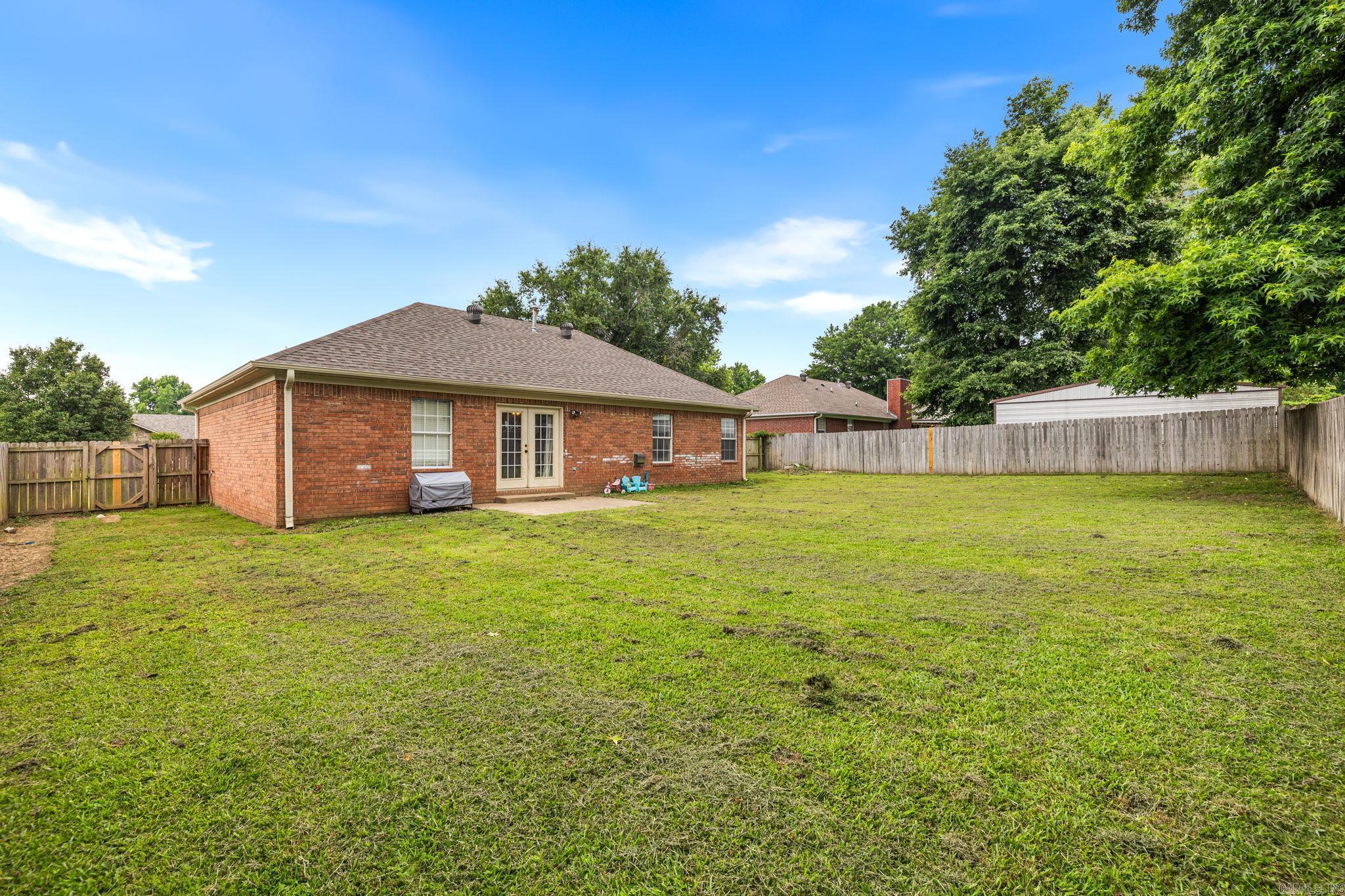 39 Robin Lane Property Photo 34