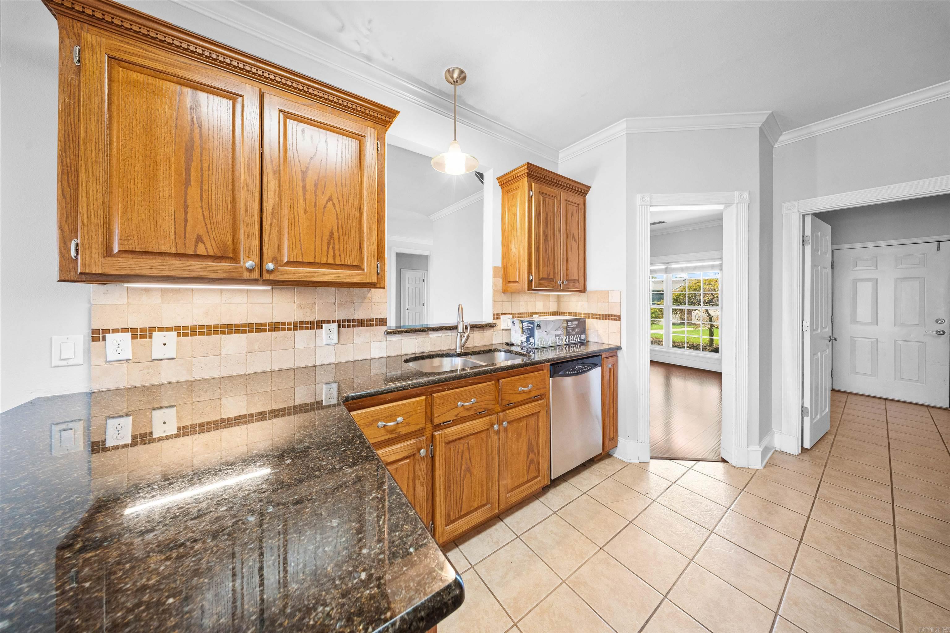 5307 Congressional Drive Property Photo 11