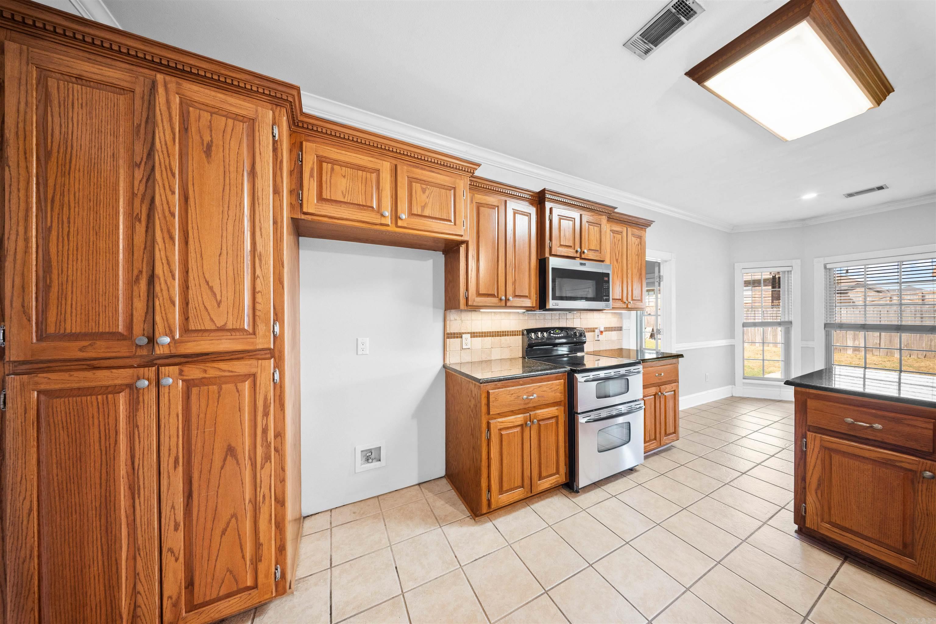 5307 Congressional Drive Property Photo 13