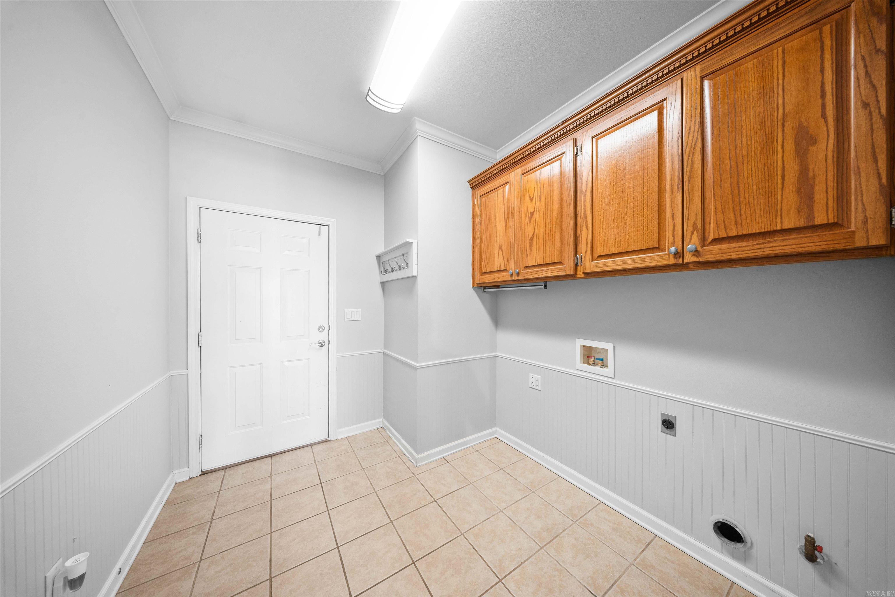 5307 Congressional Drive Property Photo 14
