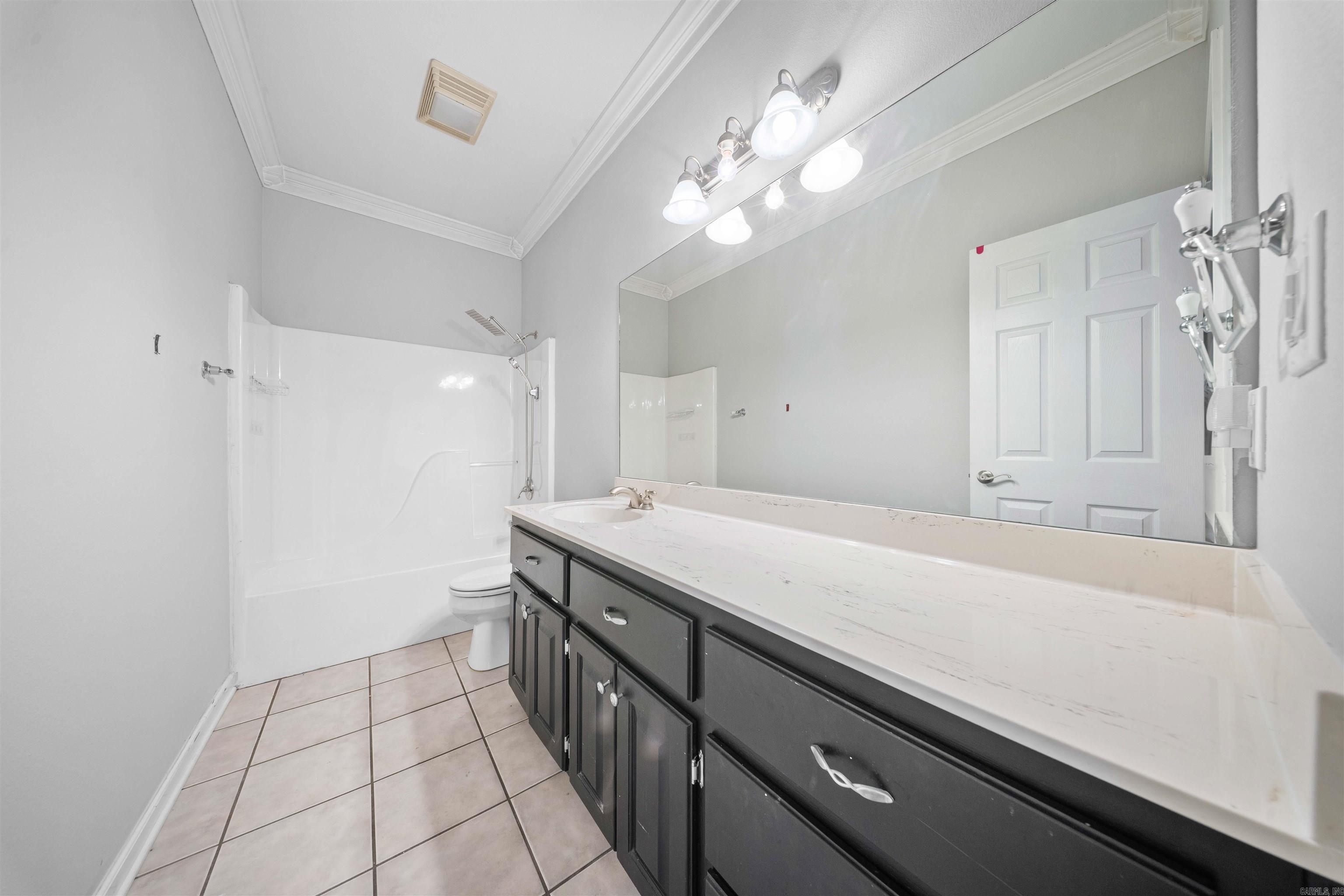 5307 Congressional Drive Property Photo 24