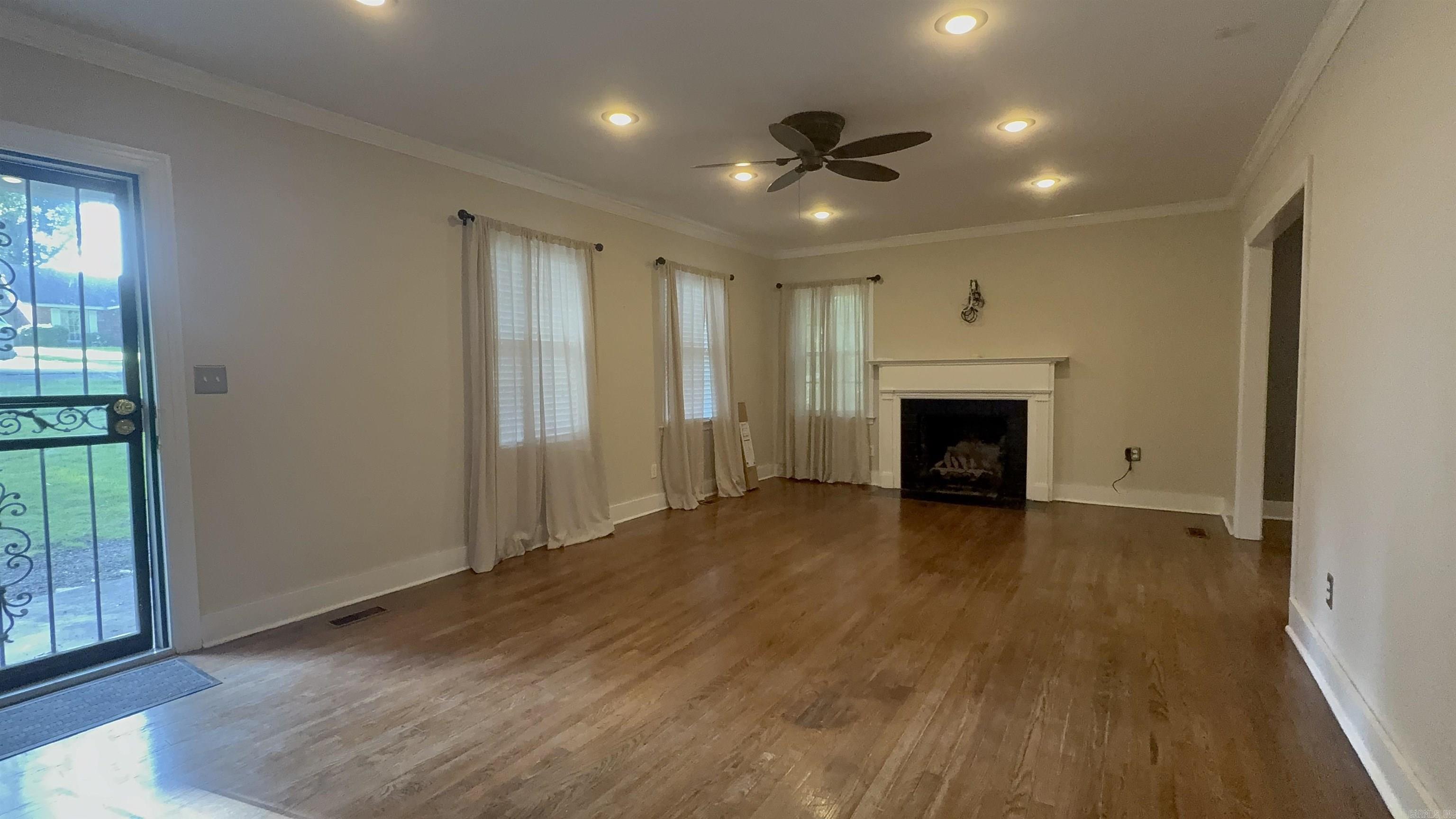 118 Robertson Avenue Property Photo 3