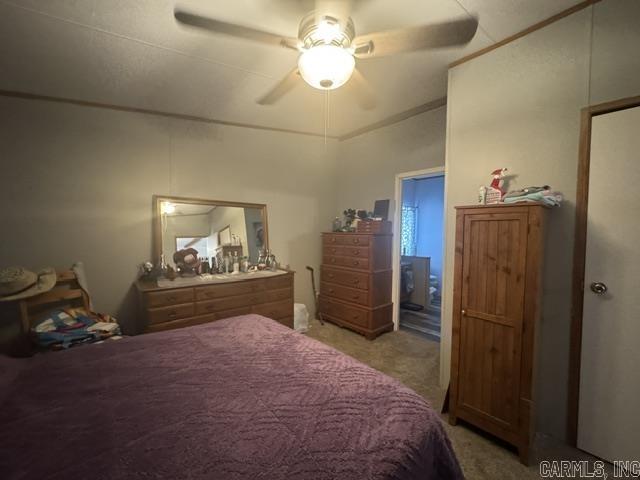 122 W 2nd St Property Photo 13