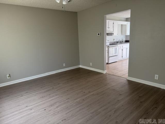 509 Sw 4th Street Property Photo 4