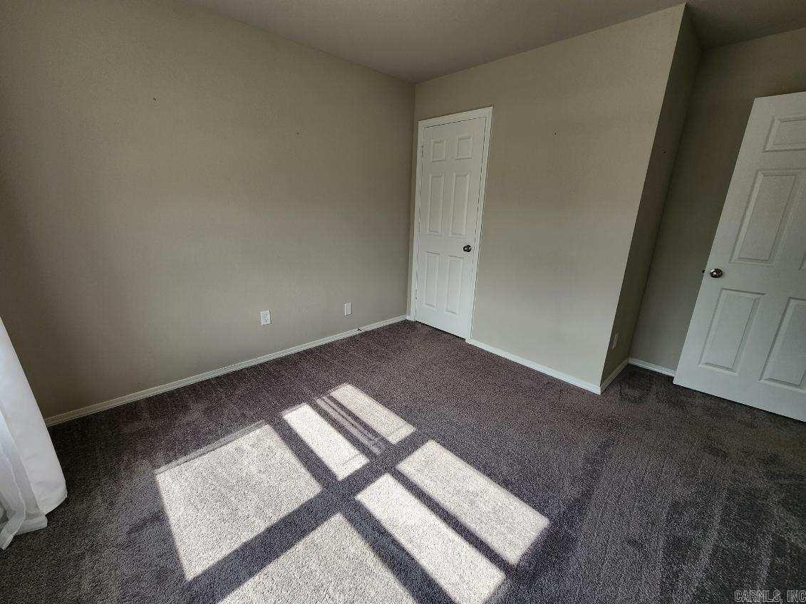 1072 Huntington Drive Property Photo 7
