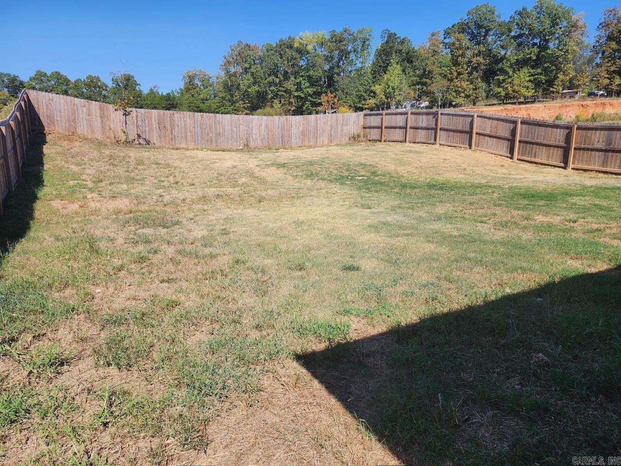 1072 Huntington Drive Property Photo 11