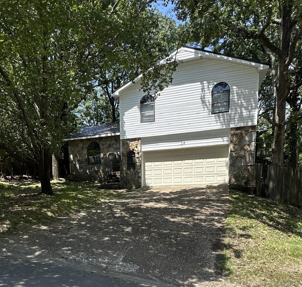 14 MARBLE Court Property Photo 1
