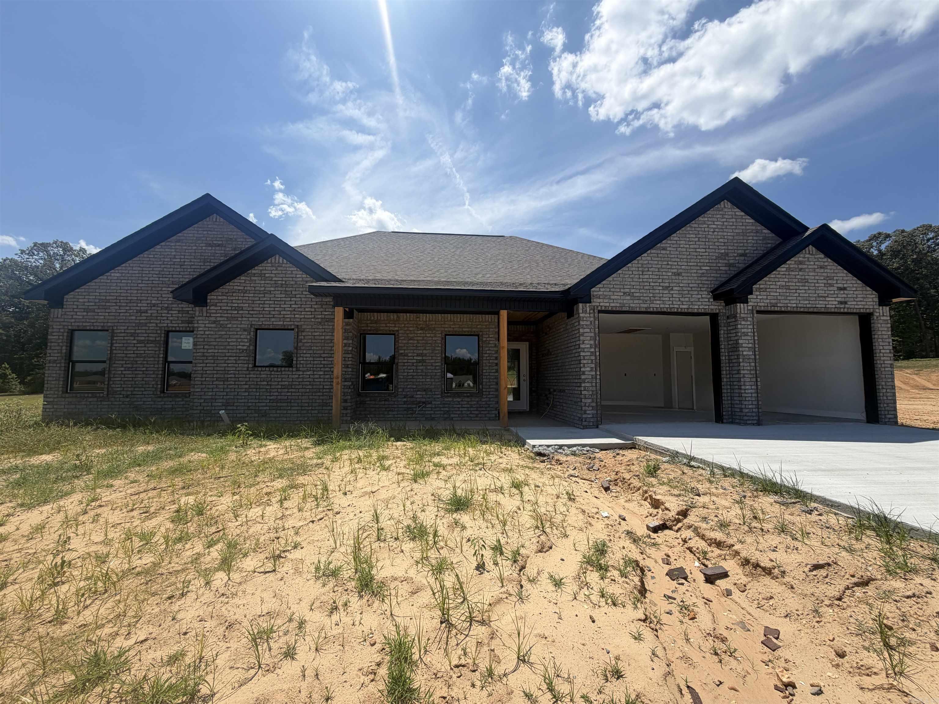 1136 Duke Drive Property Photo 1
