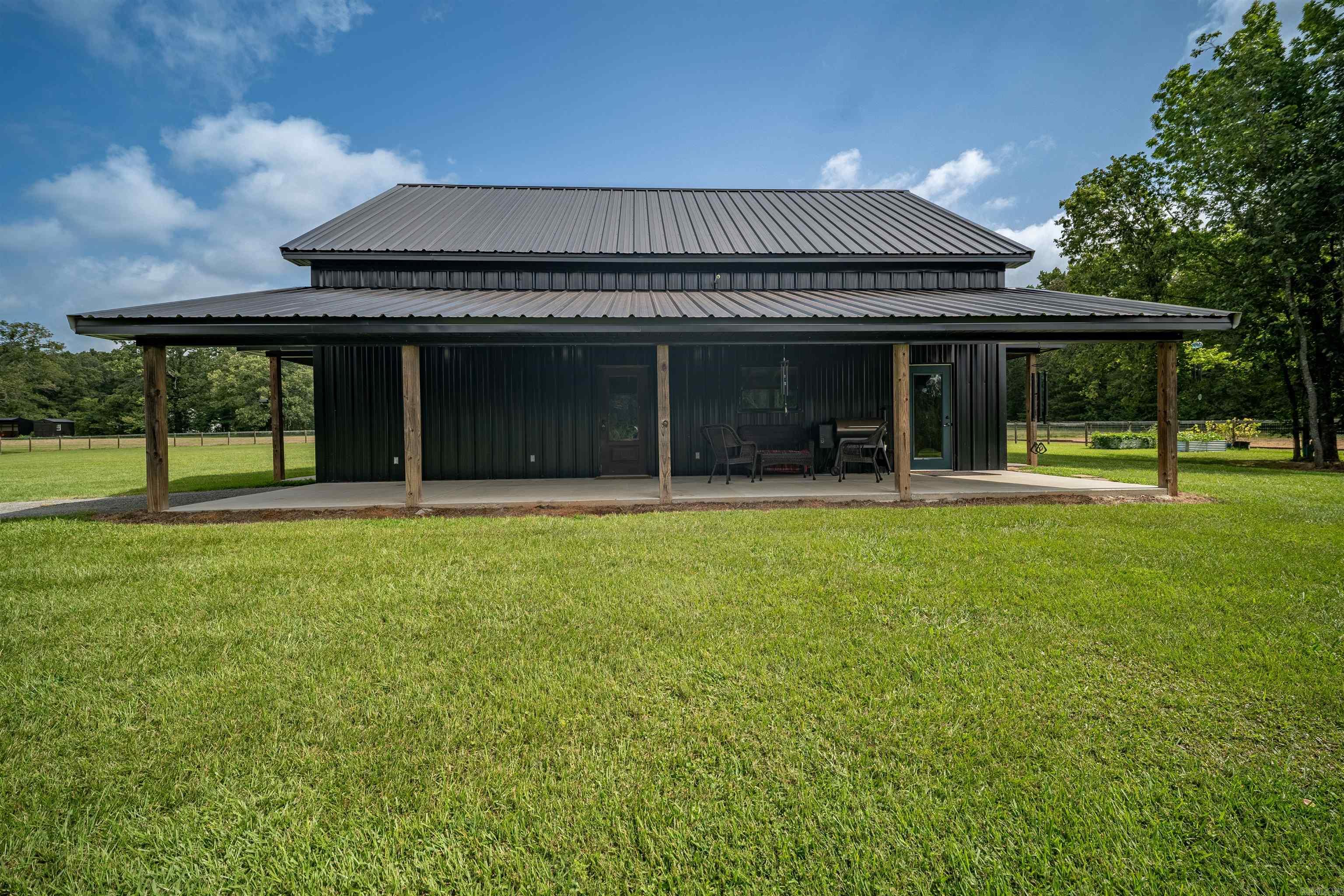 2886 N 83 Highway Property Photo 2