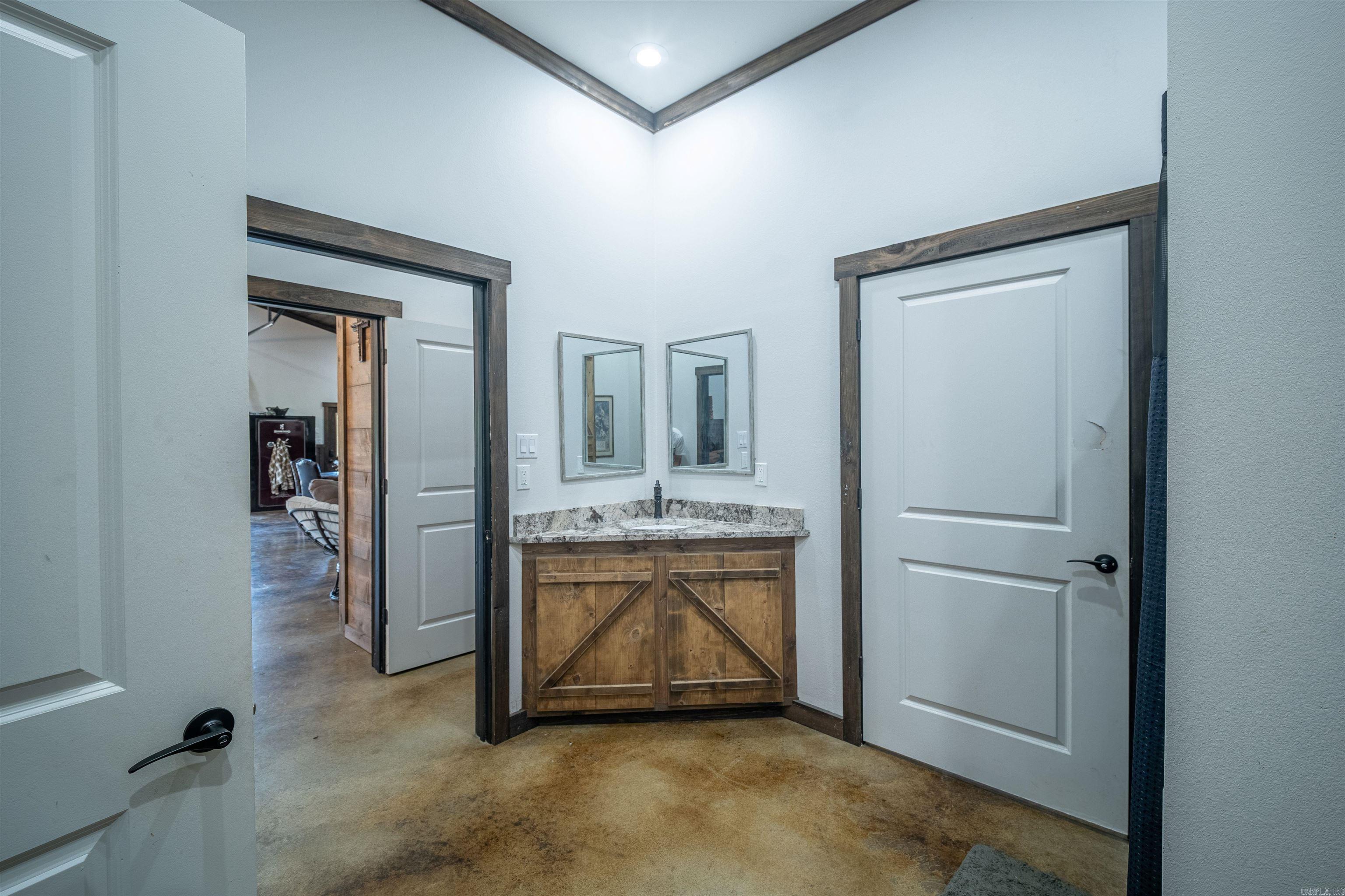 2886 N 83 Highway Property Photo 43