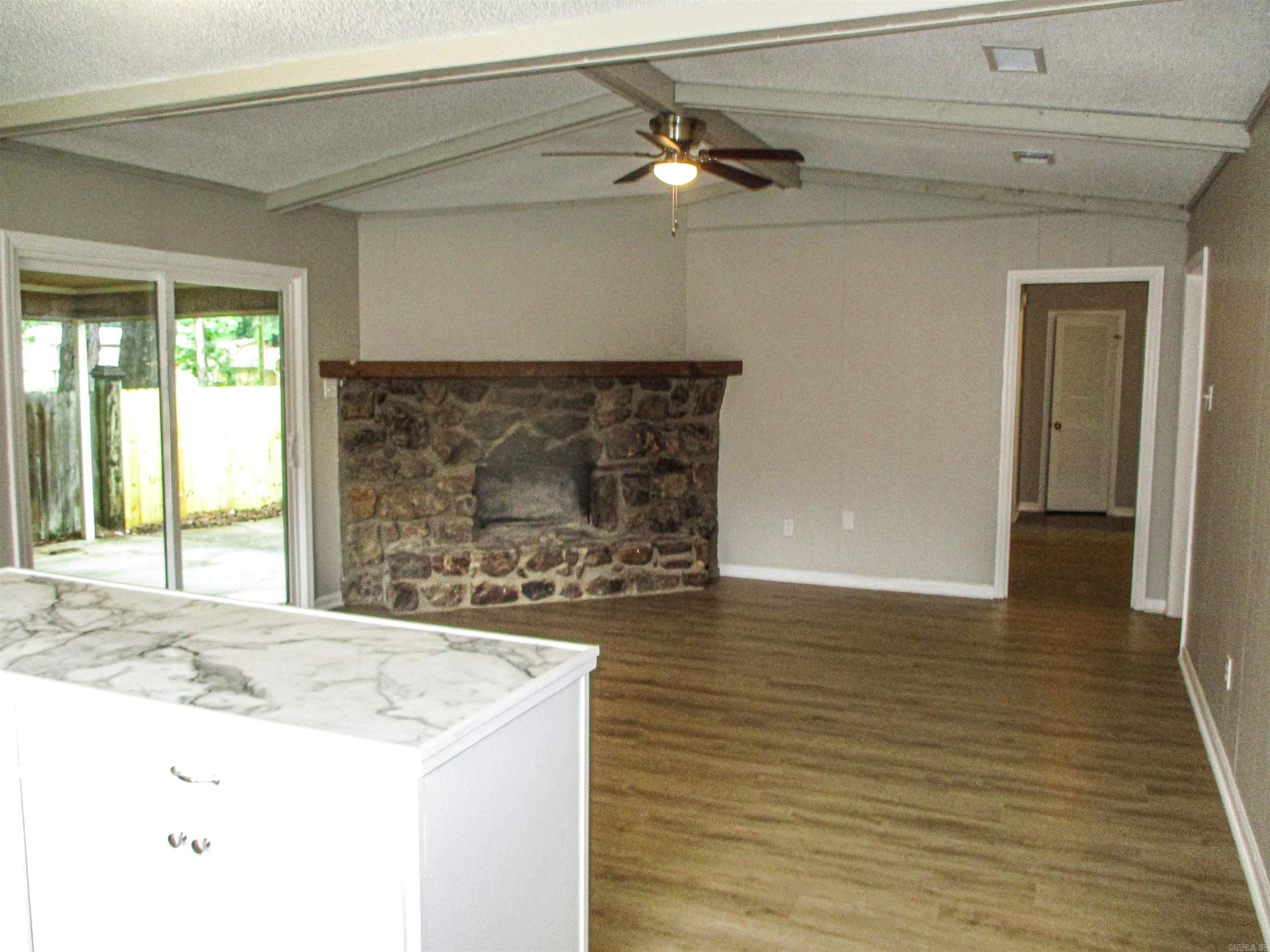 10813 Valiant Drive Property Photo 6