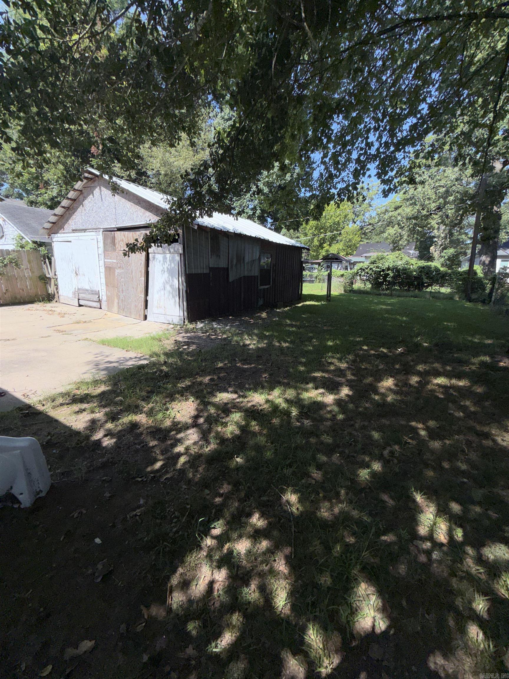1928 S Olive Street Property Photo 15