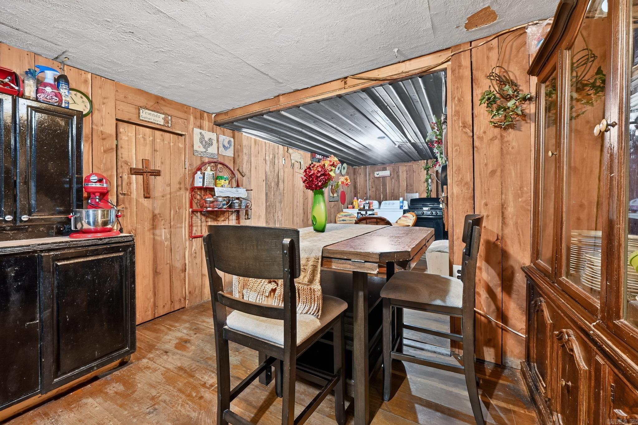320 Finney Road Property Photo 8