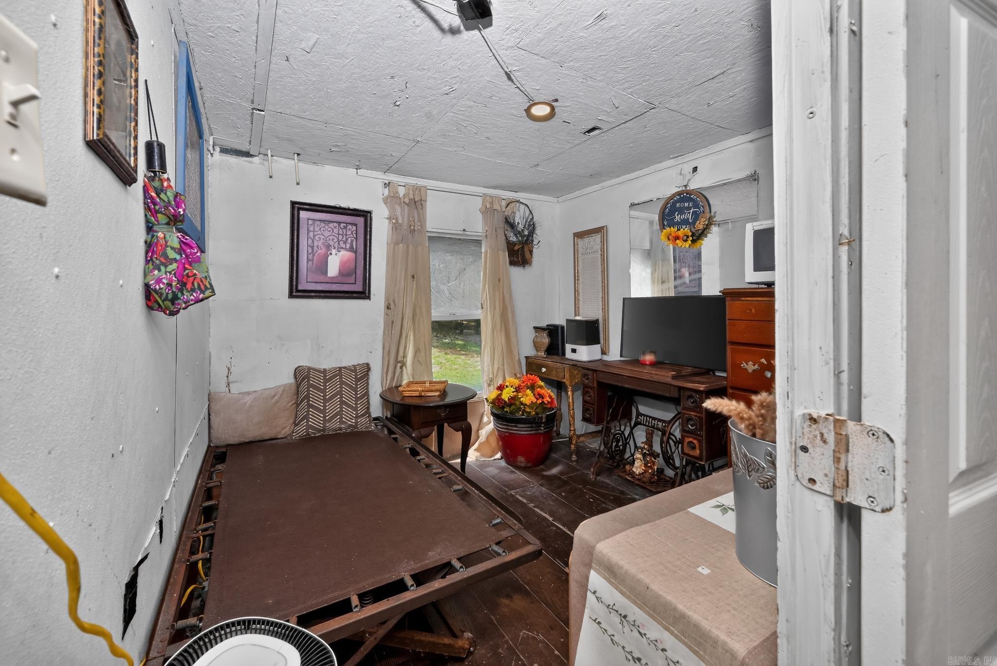 320 Finney Road Property Photo 9
