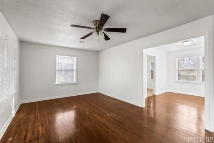1511 W 23rd Street Property Photo 3