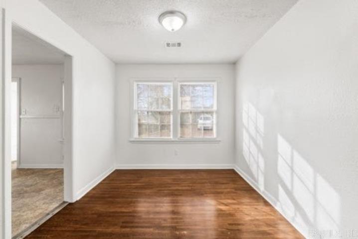 1511 W 23rd Street Property Photo 5