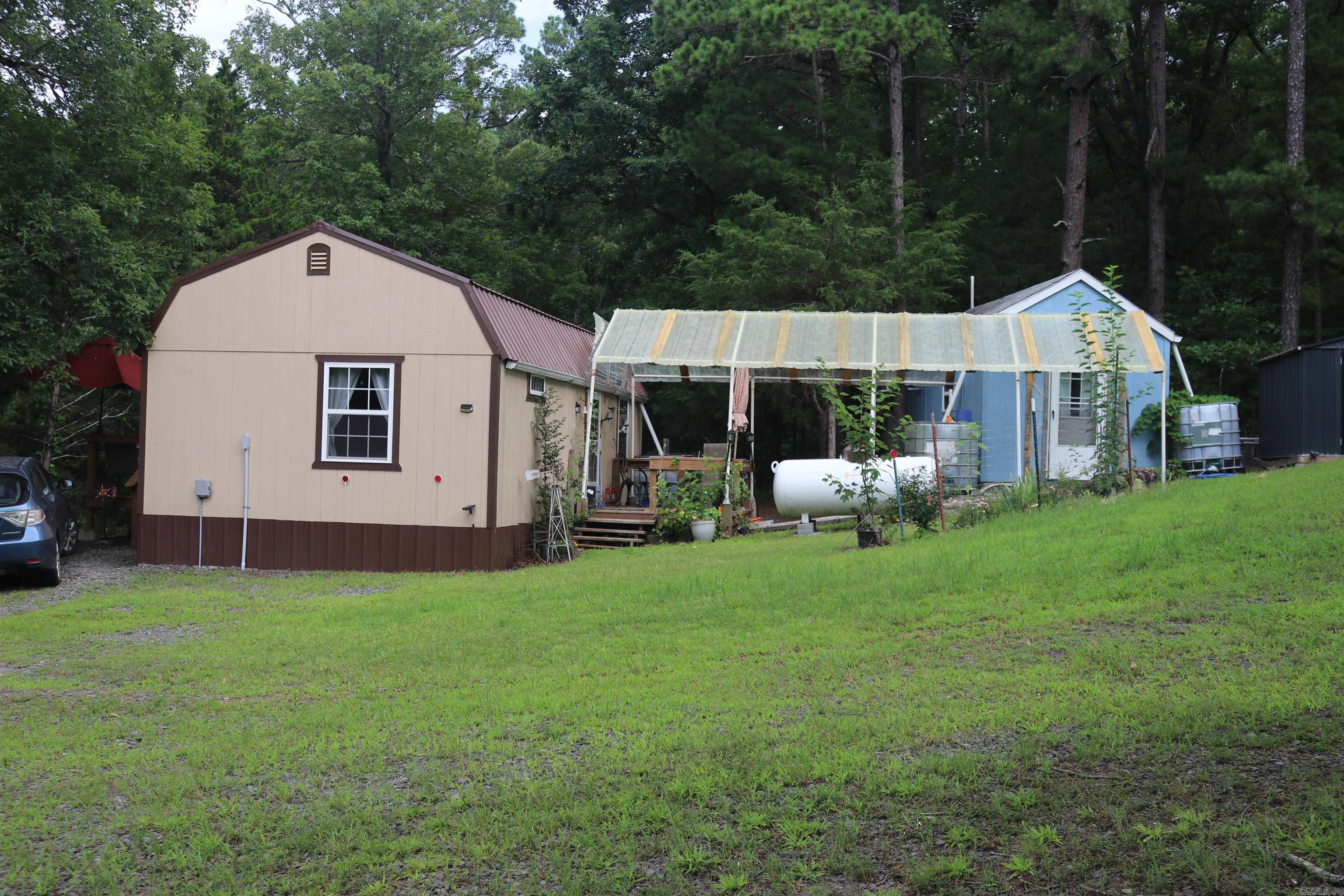 1133 Long Branch Lane Property Photo 2