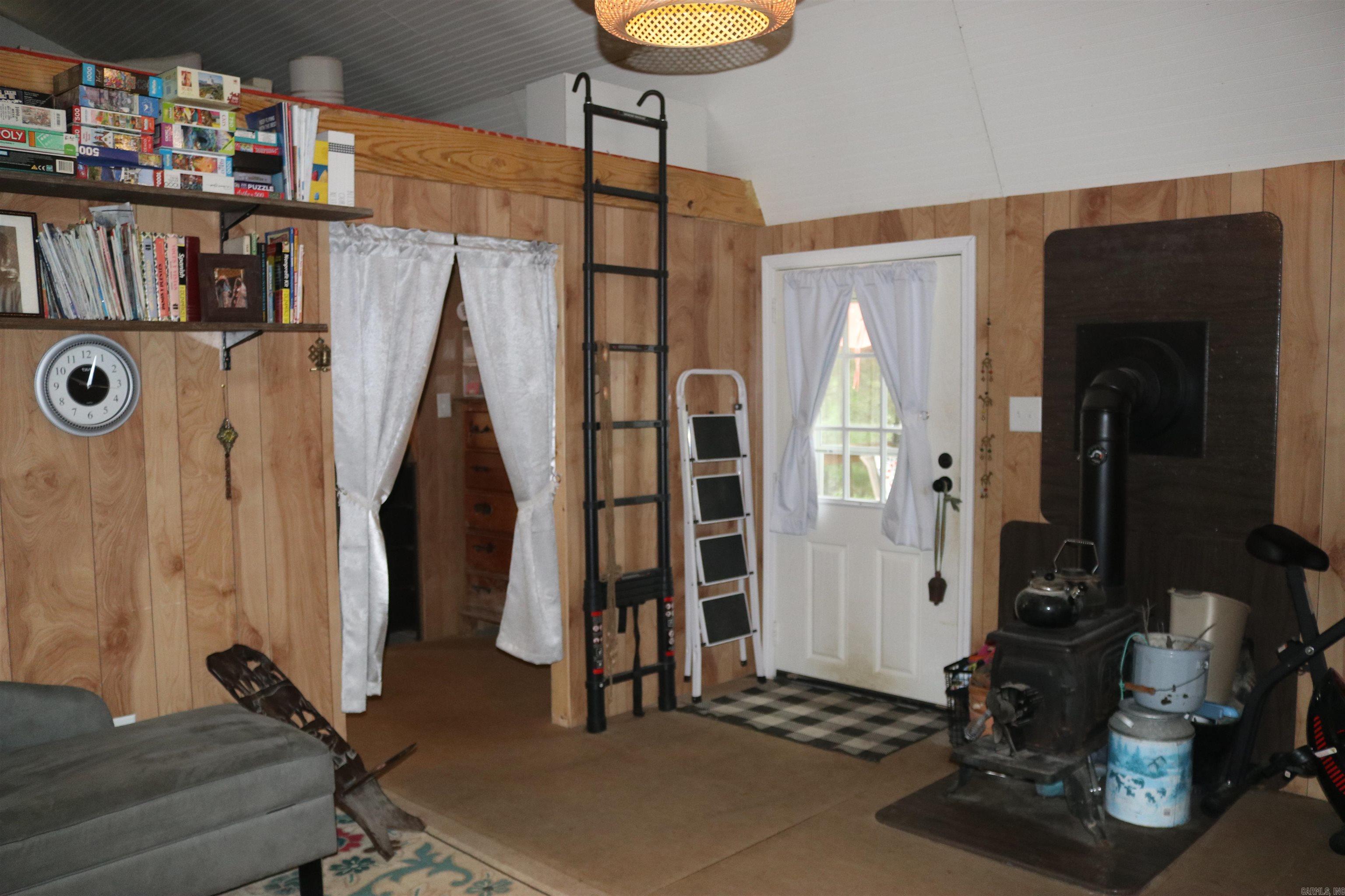 1133 Long Branch Lane Property Photo 6
