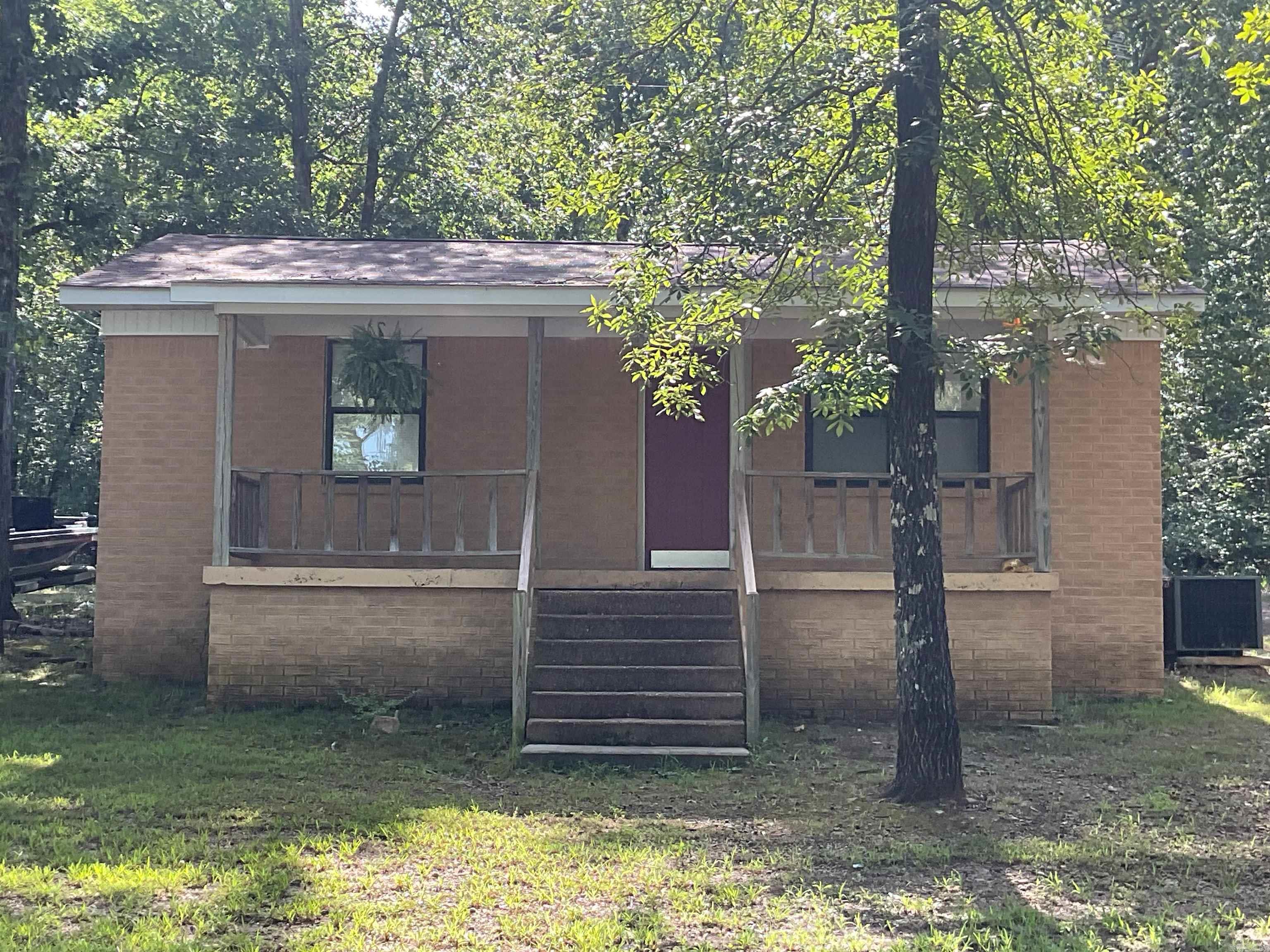 9076 Edgemont Rd. Property Photo 5