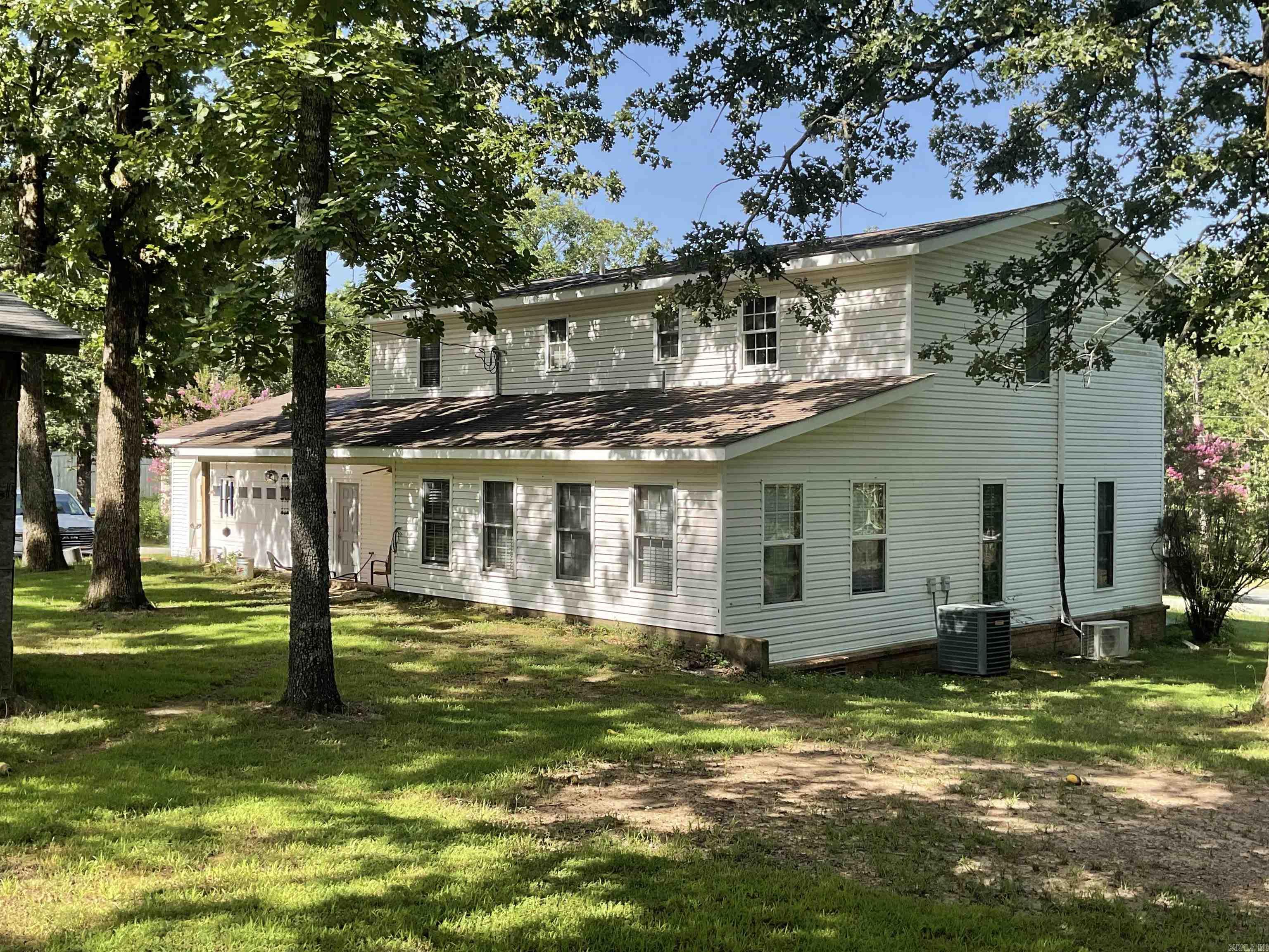 9076 Edgemont Rd. Property Photo 15