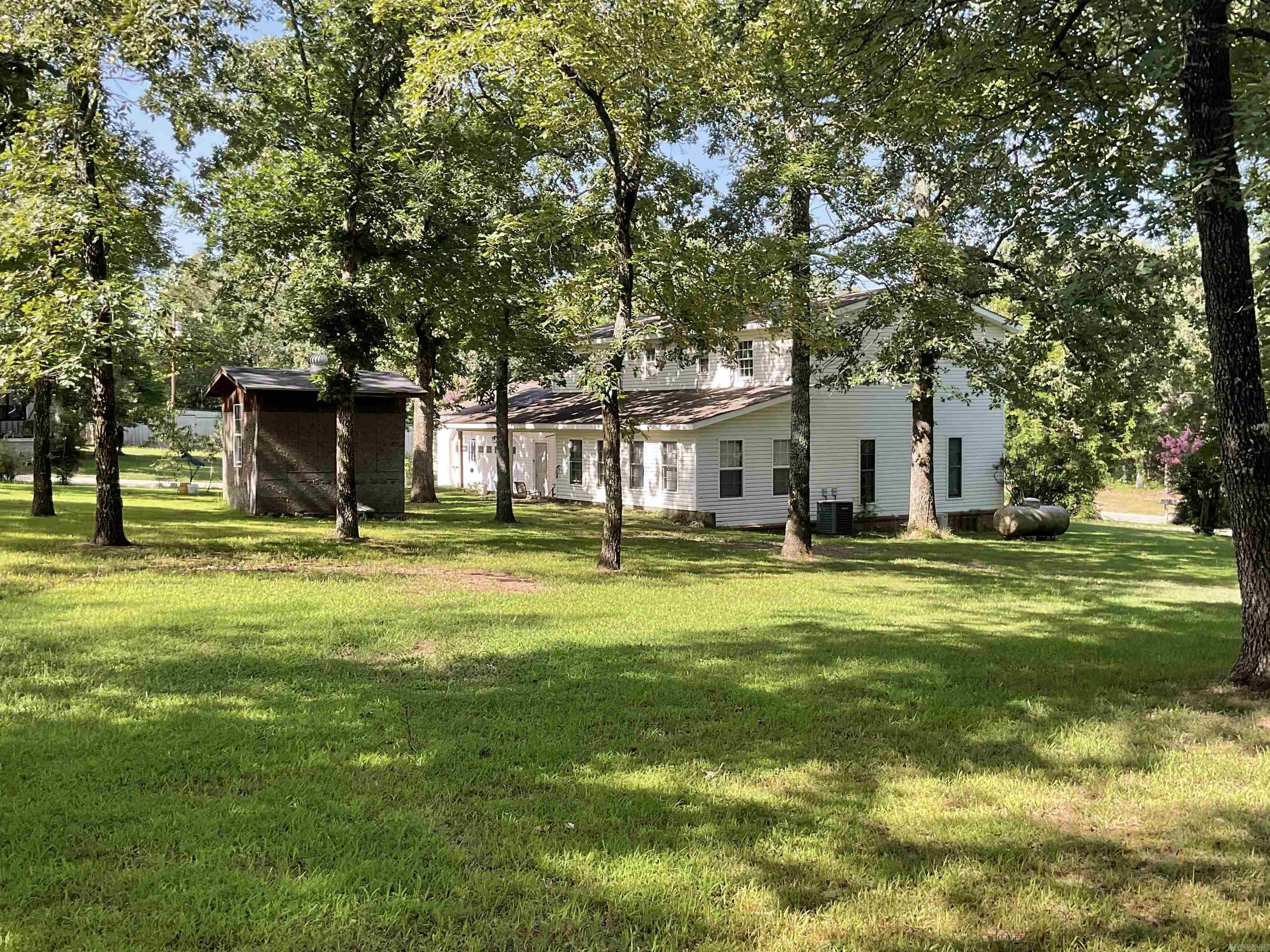 9076 Edgemont Rd. Property Photo 20